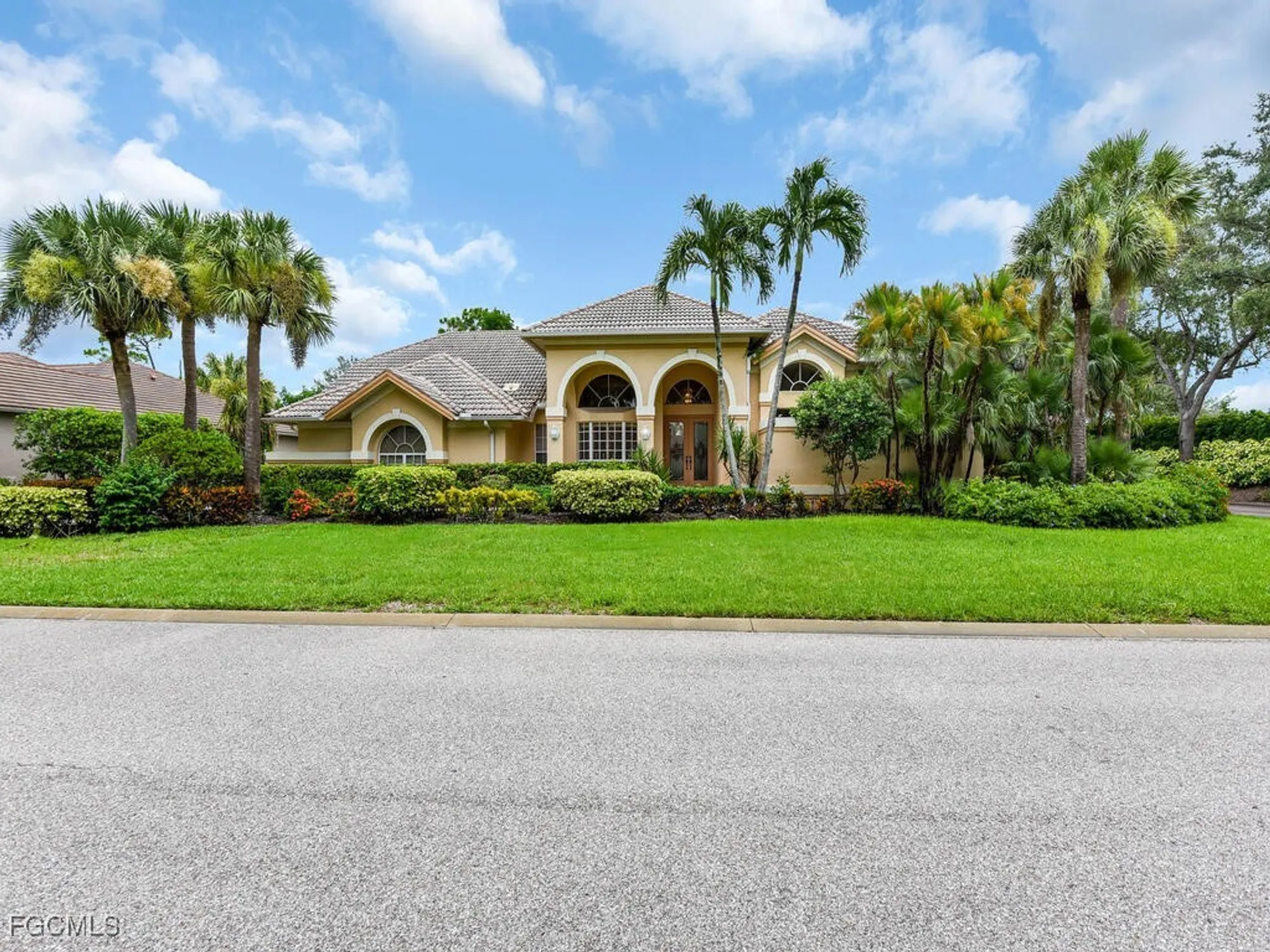 Property Slideshow image 35 of 42 | 3480 fiddlehead ct, Bonita Springs, FL, 34134