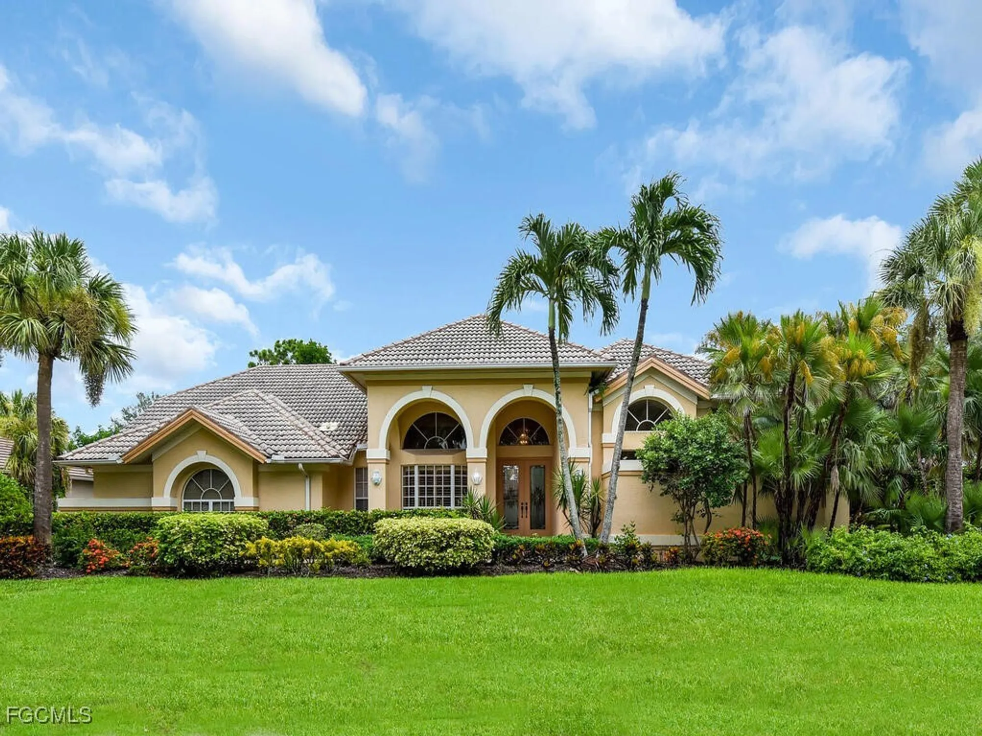 Property Slideshow image 9 of 42 | 3480 fiddlehead ct, Bonita Springs, FL, 34134