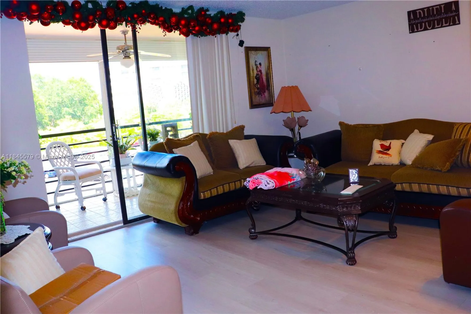 Property Slideshow image 14 of 73 | 900 saint charles pl apt 316, Pembroke Pines, FL, 33026