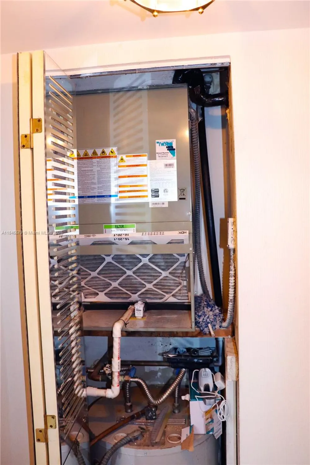 Property Slideshow image 27 of 73 | 900 saint charles pl apt 316, Pembroke Pines, FL, 33026