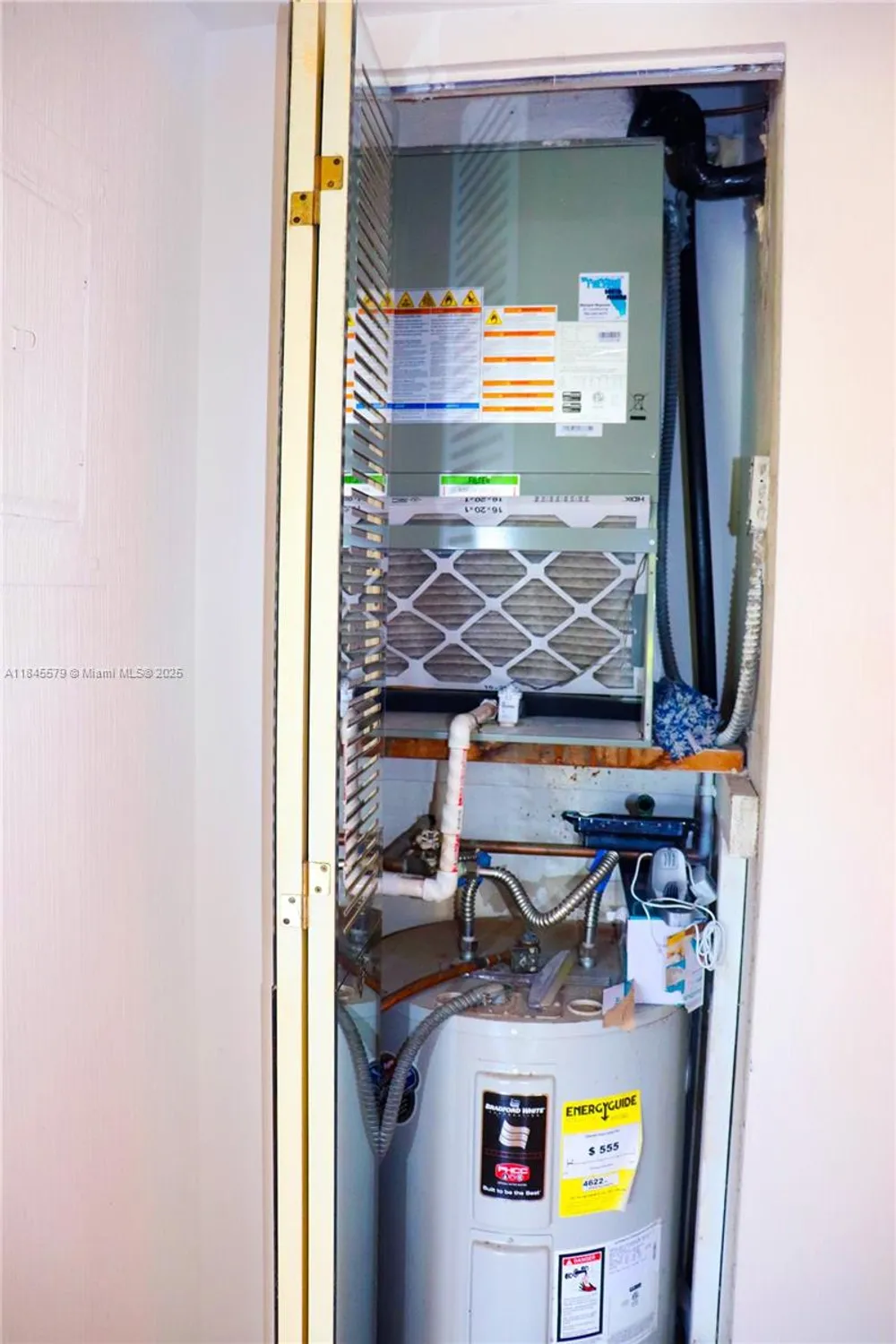 Property Slideshow image 28 of 73 | 900 saint charles pl apt 316, Pembroke Pines, FL, 33026