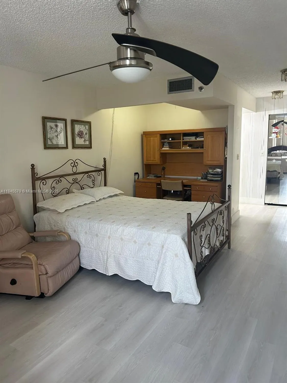 Property Slideshow image 53 of 73 | 900 saint charles pl apt 316, Pembroke Pines, FL, 33026