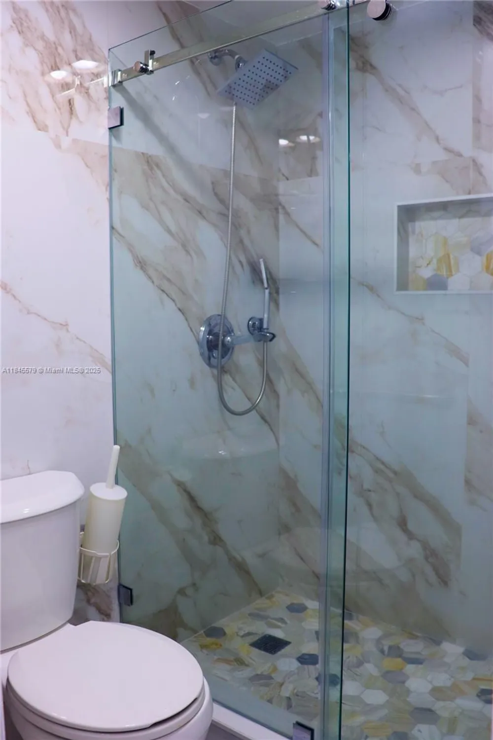 Property Slideshow image 61 of 73 | 900 saint charles pl apt 316, Pembroke Pines, FL, 33026