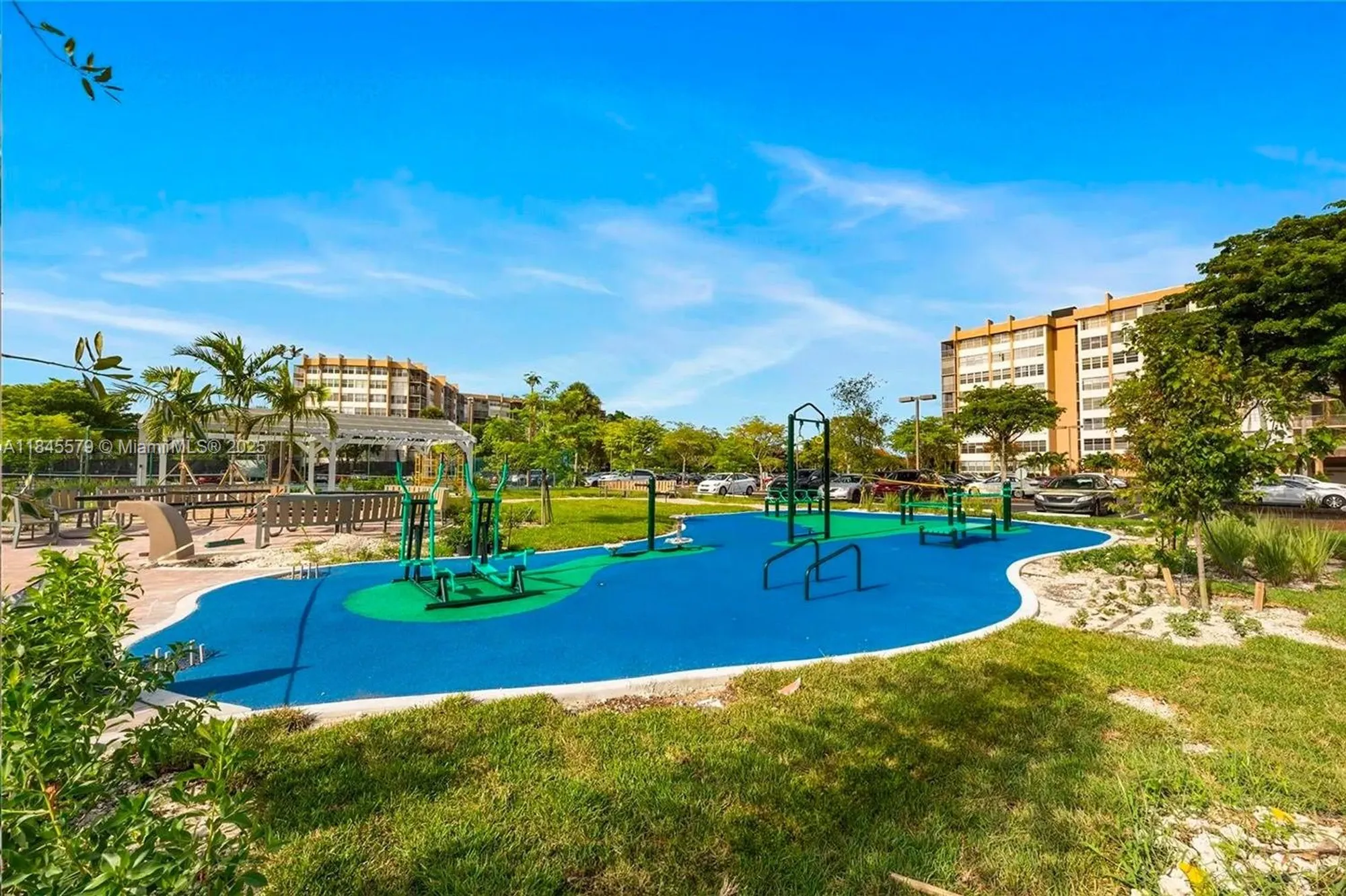 Property Slideshow image 70 of 73 | 900 saint charles pl apt 316, Pembroke Pines, FL, 33026