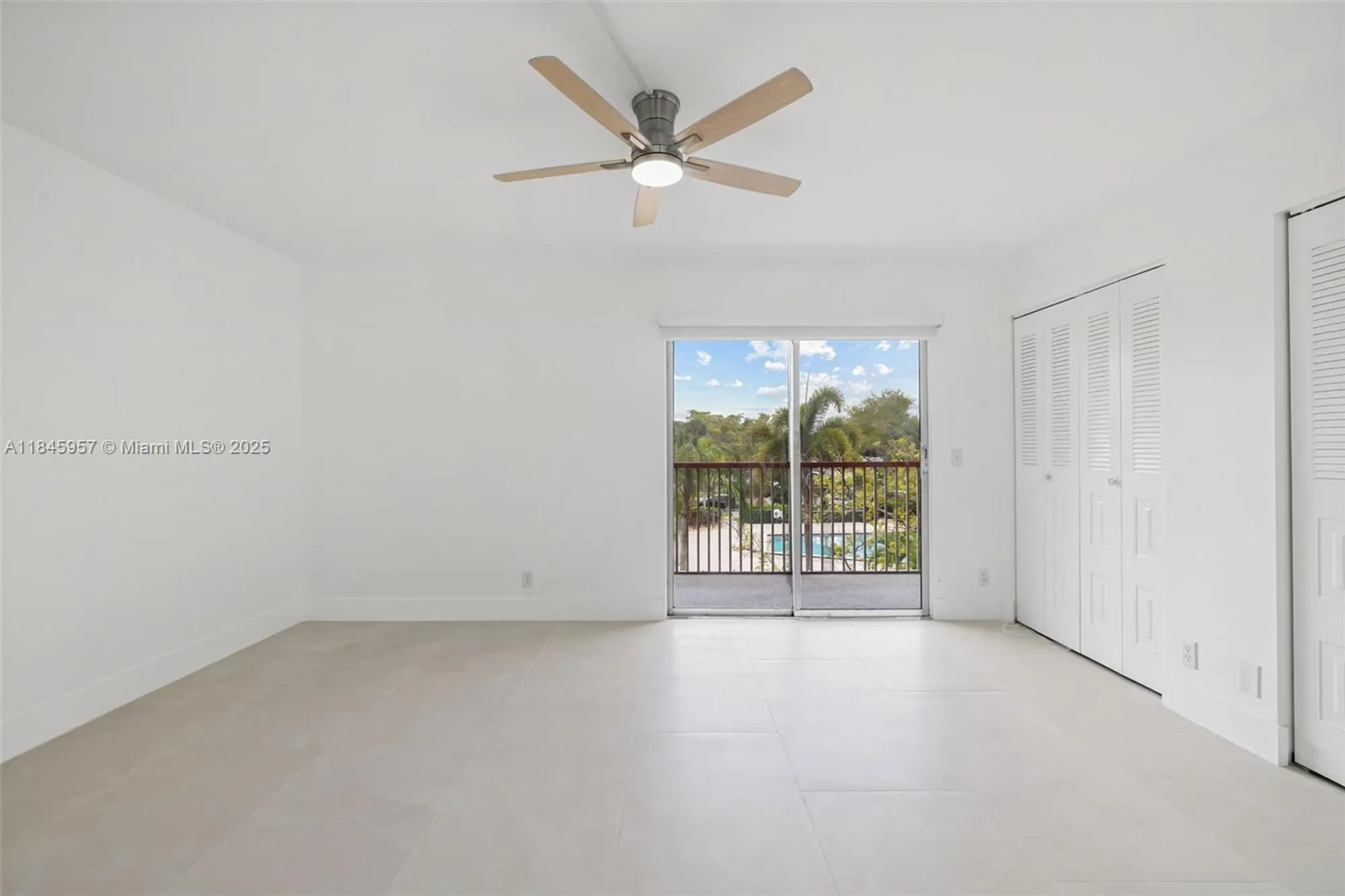 Property Slideshow image 12 of 21 | 13455 sw 9th ct apt 315j, Pembroke Pines, FL, 33027
