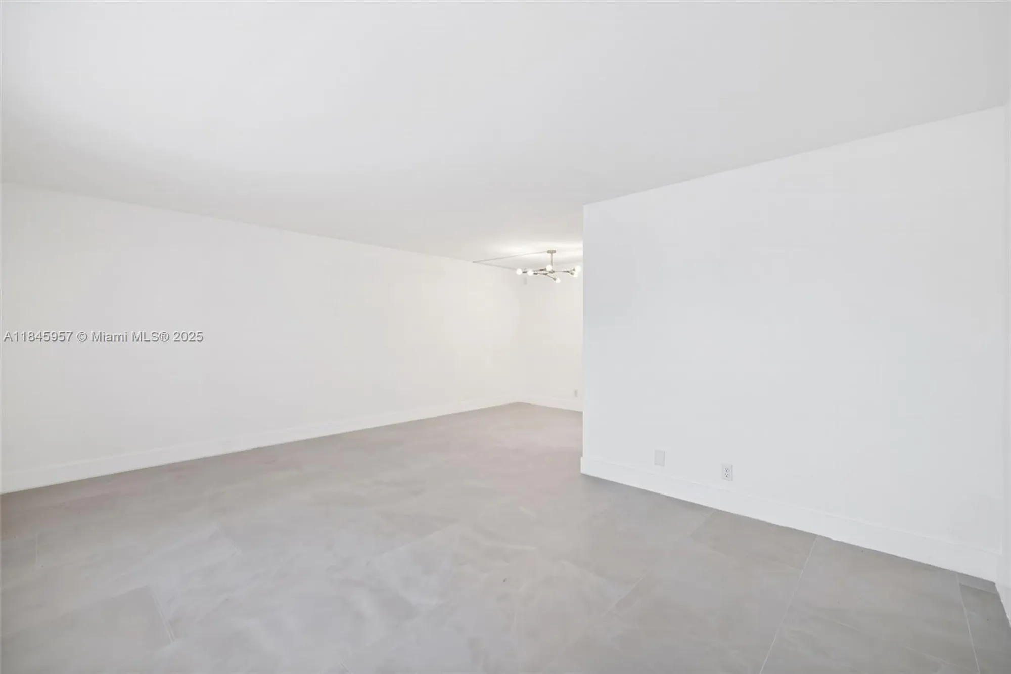 Property Slideshow image 7 of 21 | 13455 sw 9th ct apt 315j, Pembroke Pines, FL, 33027