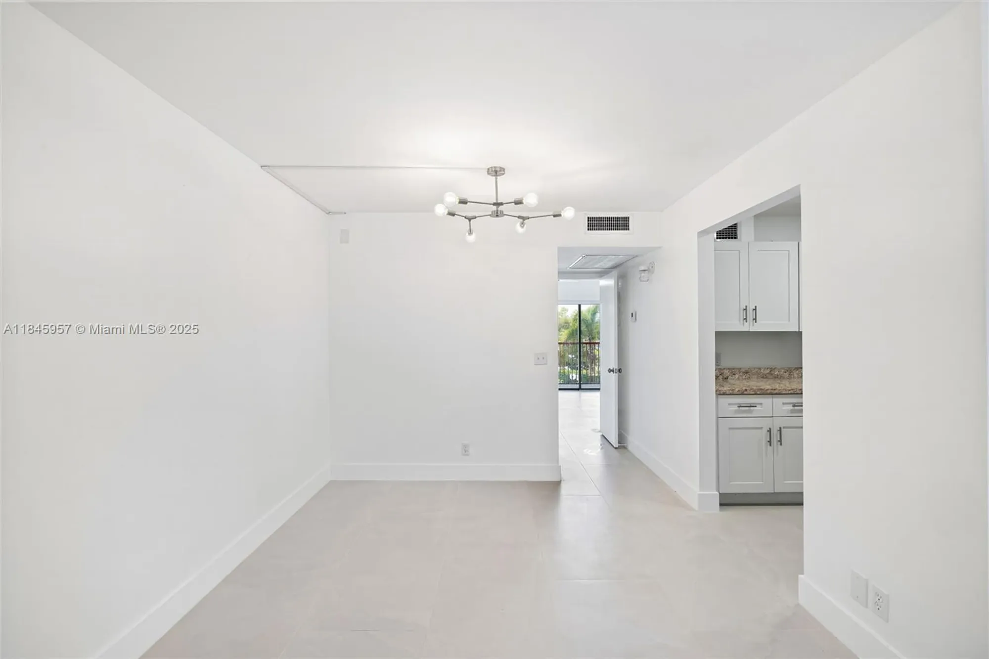 Property Slideshow image 8 of 21 | 13455 sw 9th ct apt 315j, Pembroke Pines, FL, 33027