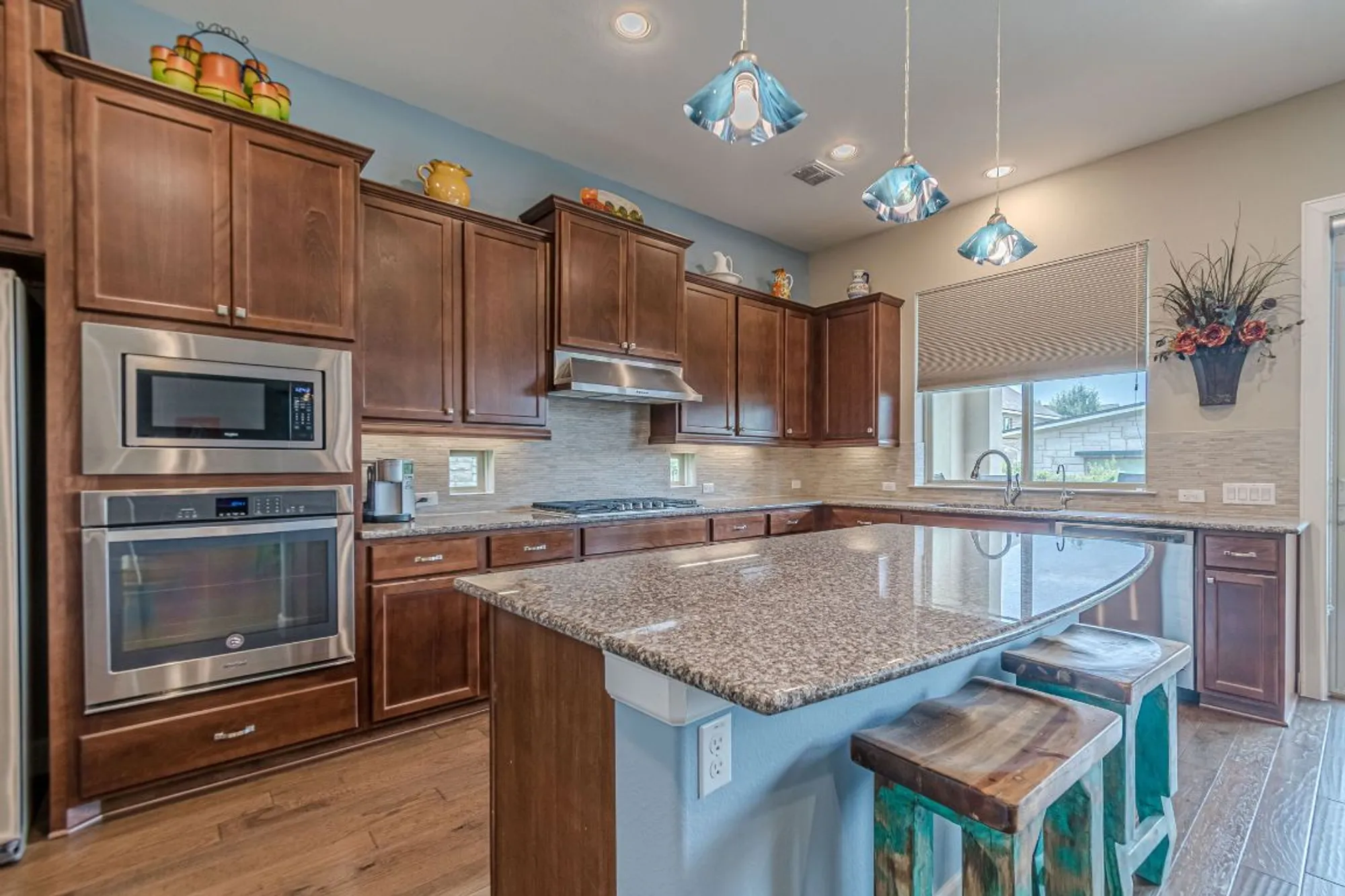 Property Slideshow image 14 of 40 | 112 learning elm dr, San Marcos, TX, 78666