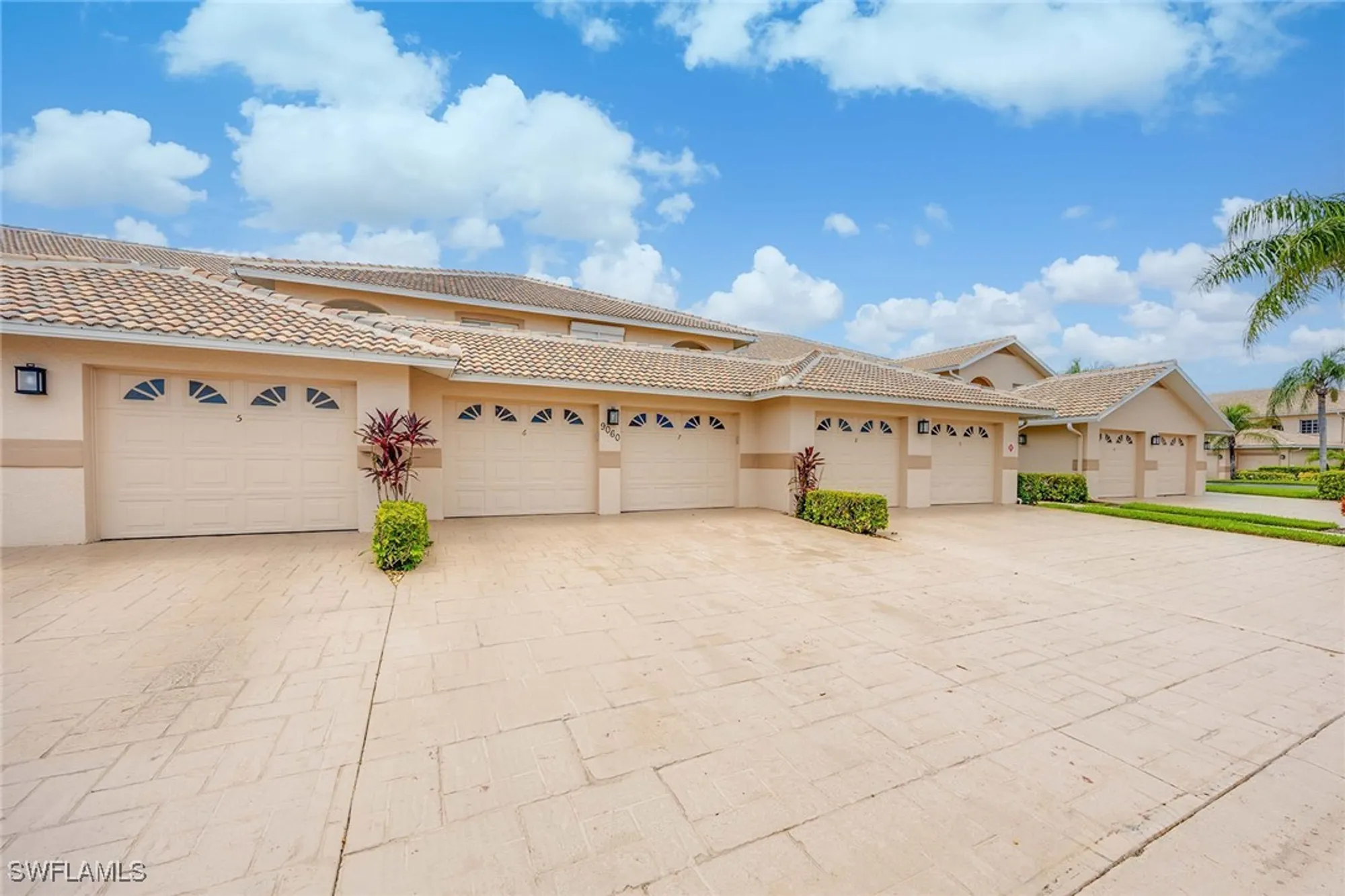 Property Slideshow image 19 of 23 | 9060 michael cir # 4-407, Naples, FL, 34113