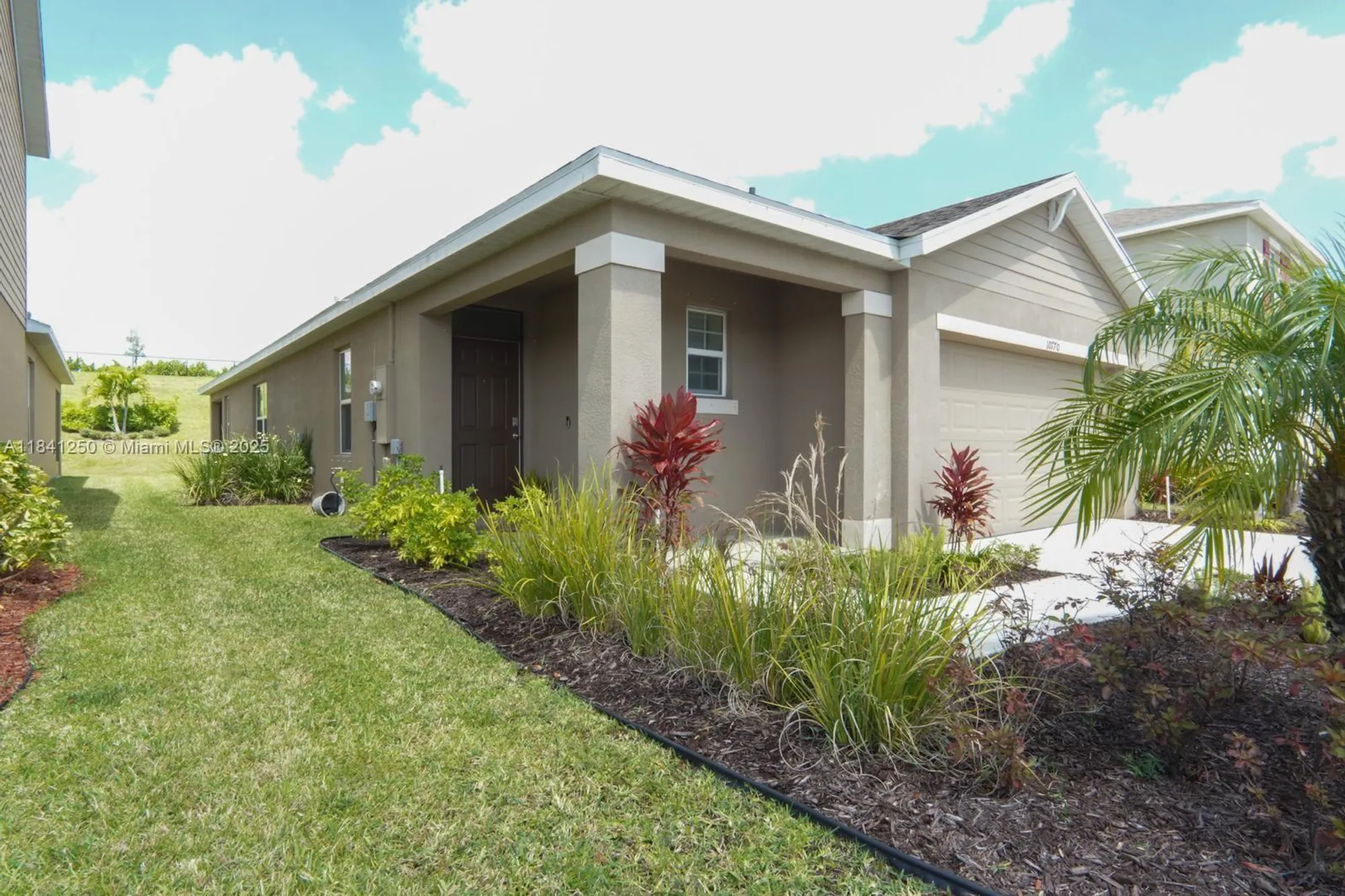 Property Slideshow image 14 of 56 | 10770 sw vasari way, Port St Lucie, FL, 34987