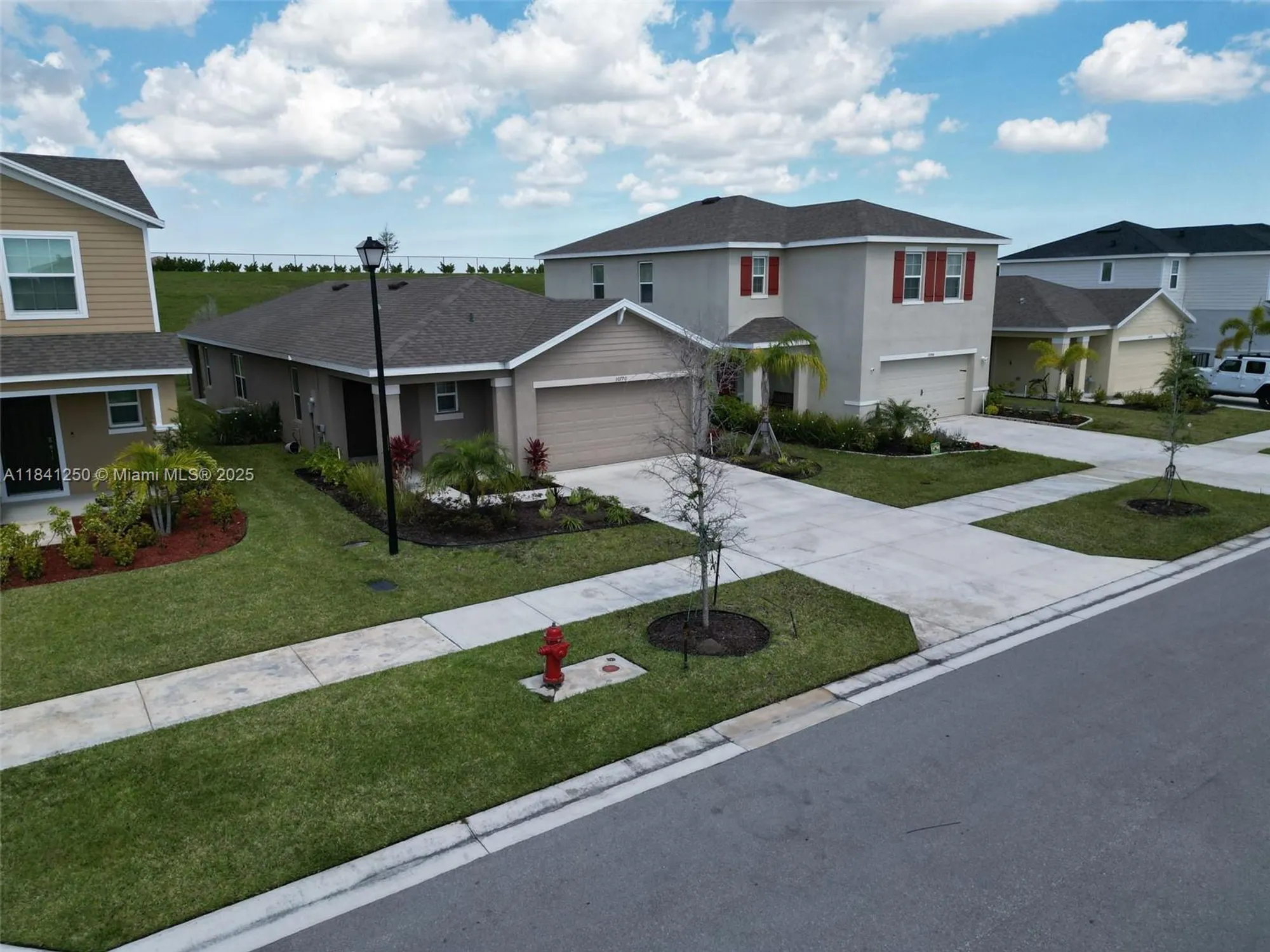 Property Slideshow image 15 of 56 | 10770 sw vasari way, Port St Lucie, FL, 34987