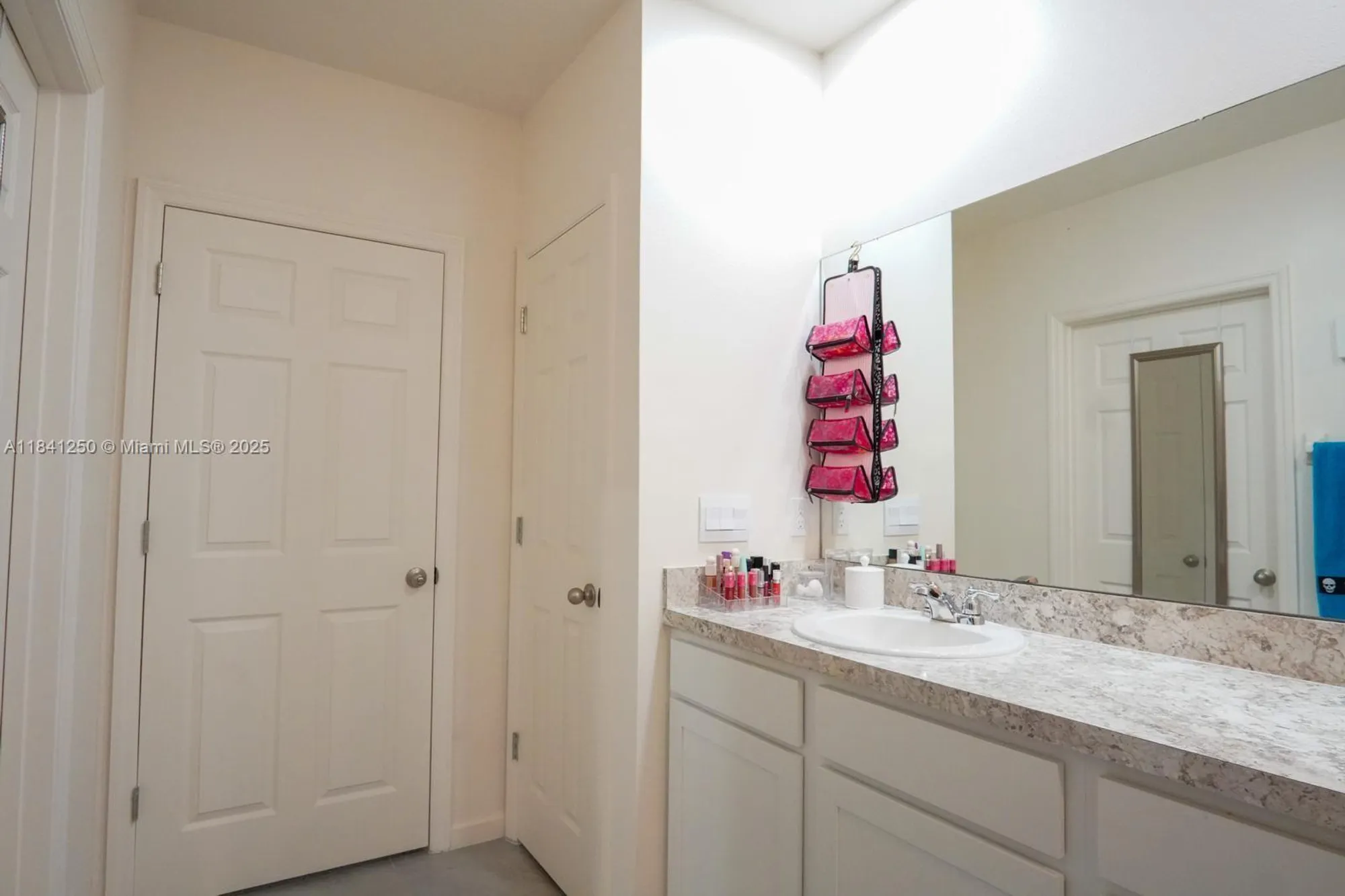 Property Slideshow image 27 of 56 | 10770 sw vasari way, Port St Lucie, FL, 34987