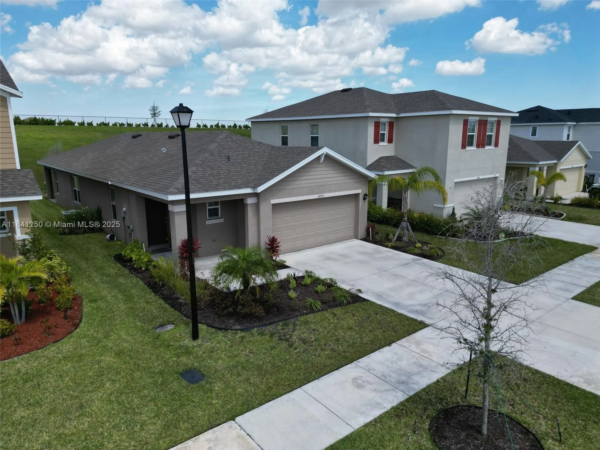 Property Slideshow image 4 of 56 | 10770 sw vasari way, Port St Lucie, FL, 34987