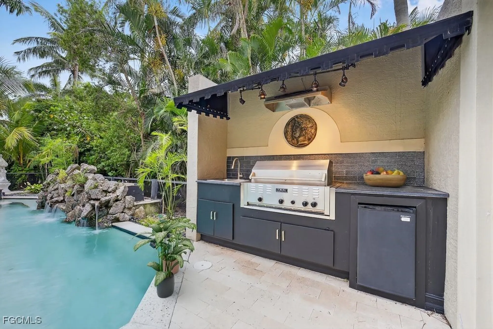 Property Slideshow image 16 of 50 | 14500 ocean bluff dr, Fort Myers, FL, 33908