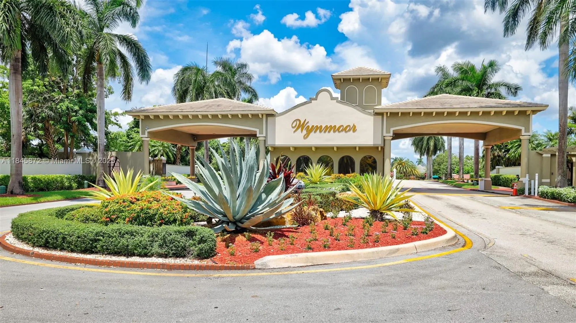 Property Slideshow image 24 of 31 | 2101 lucaya bnd e3, Coconut Creek, FL, 33066