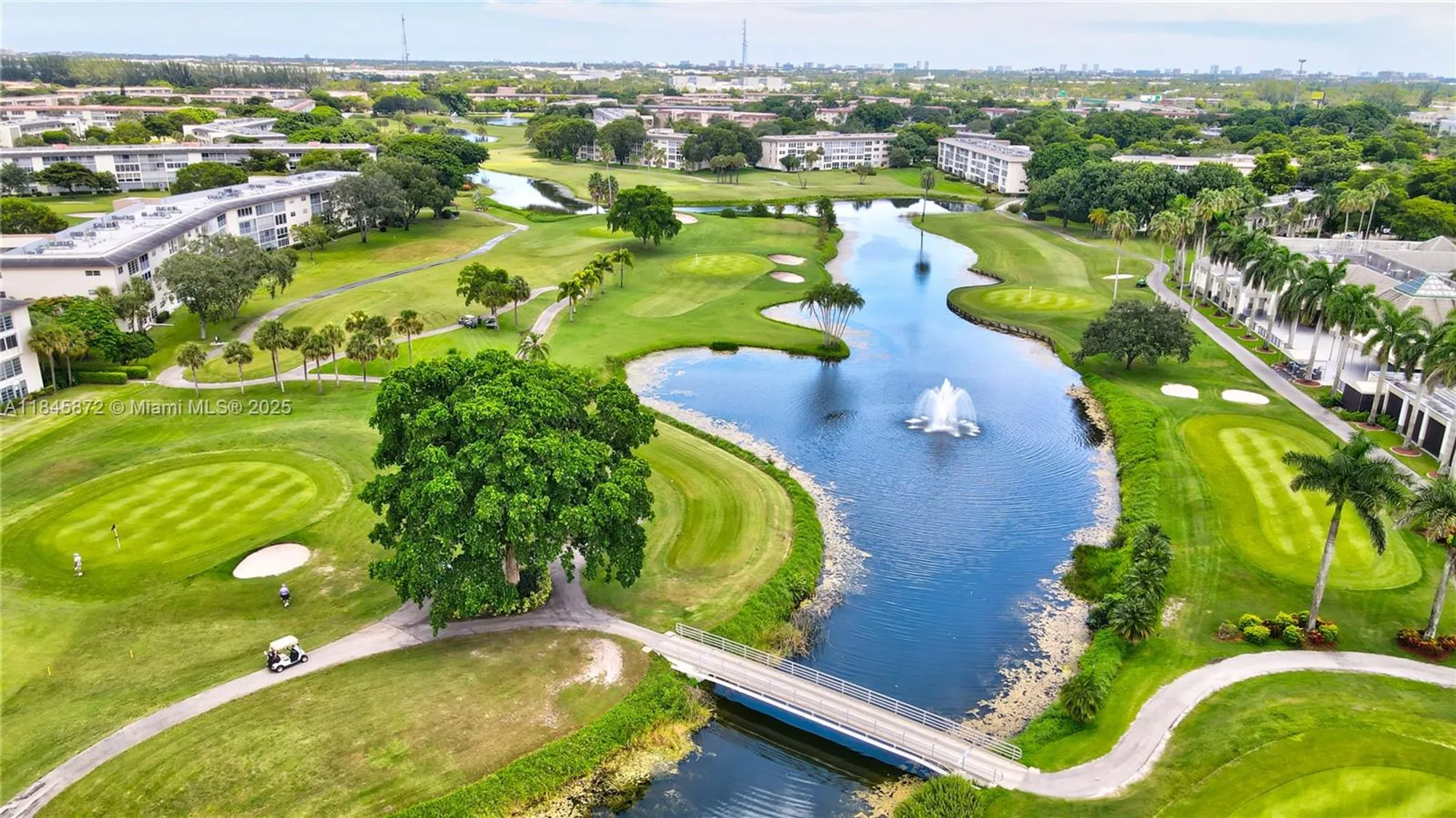 Property Slideshow image 28 of 31 | 2101 lucaya bnd e3, Coconut Creek, FL, 33066