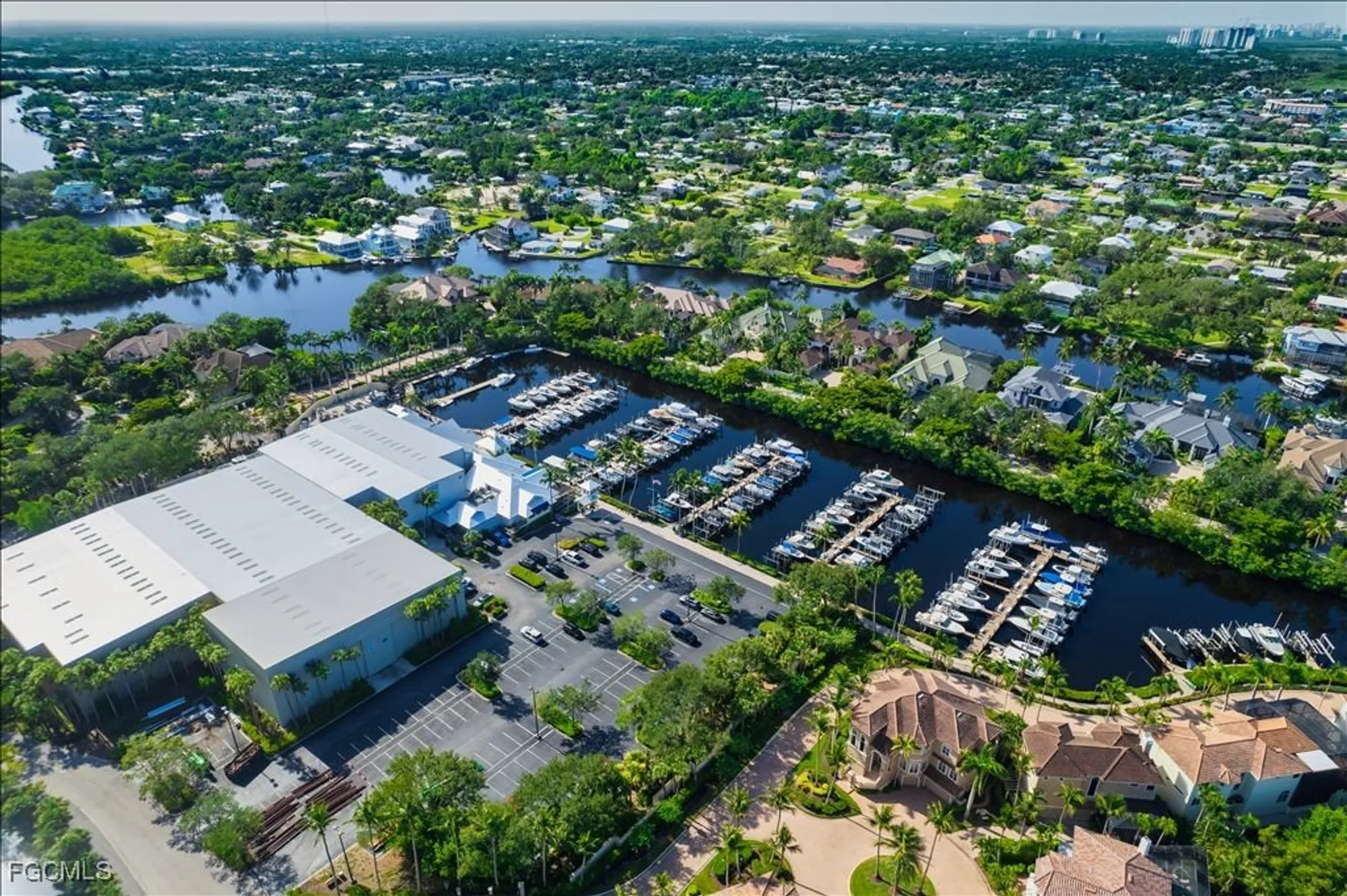 Property Slideshow image 40 of 49 | 27024 oakwood lake dr, Bonita Springs, FL, 34134