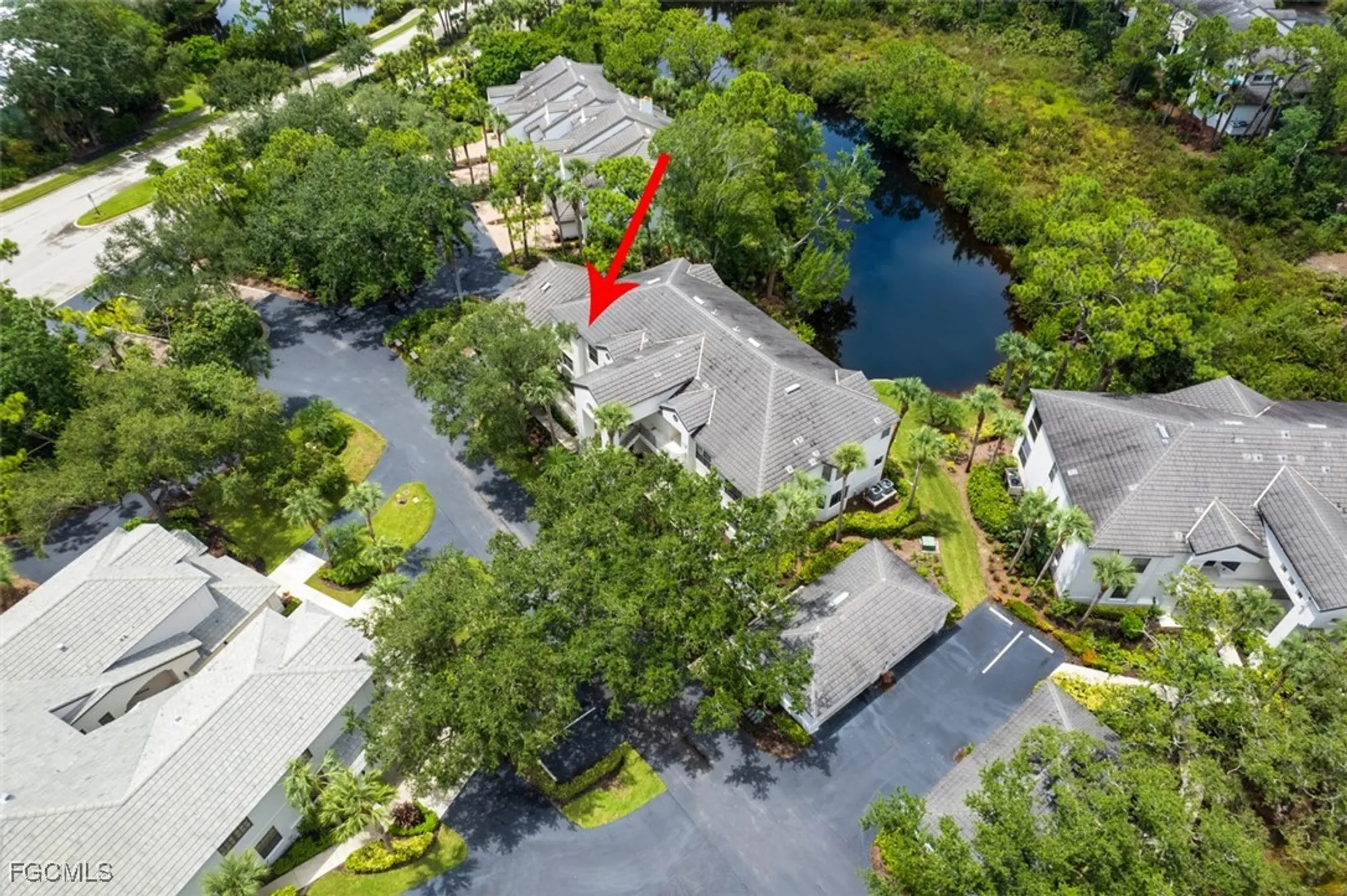 Property Slideshow image 8 of 49 | 27024 oakwood lake dr, Bonita Springs, FL, 34134