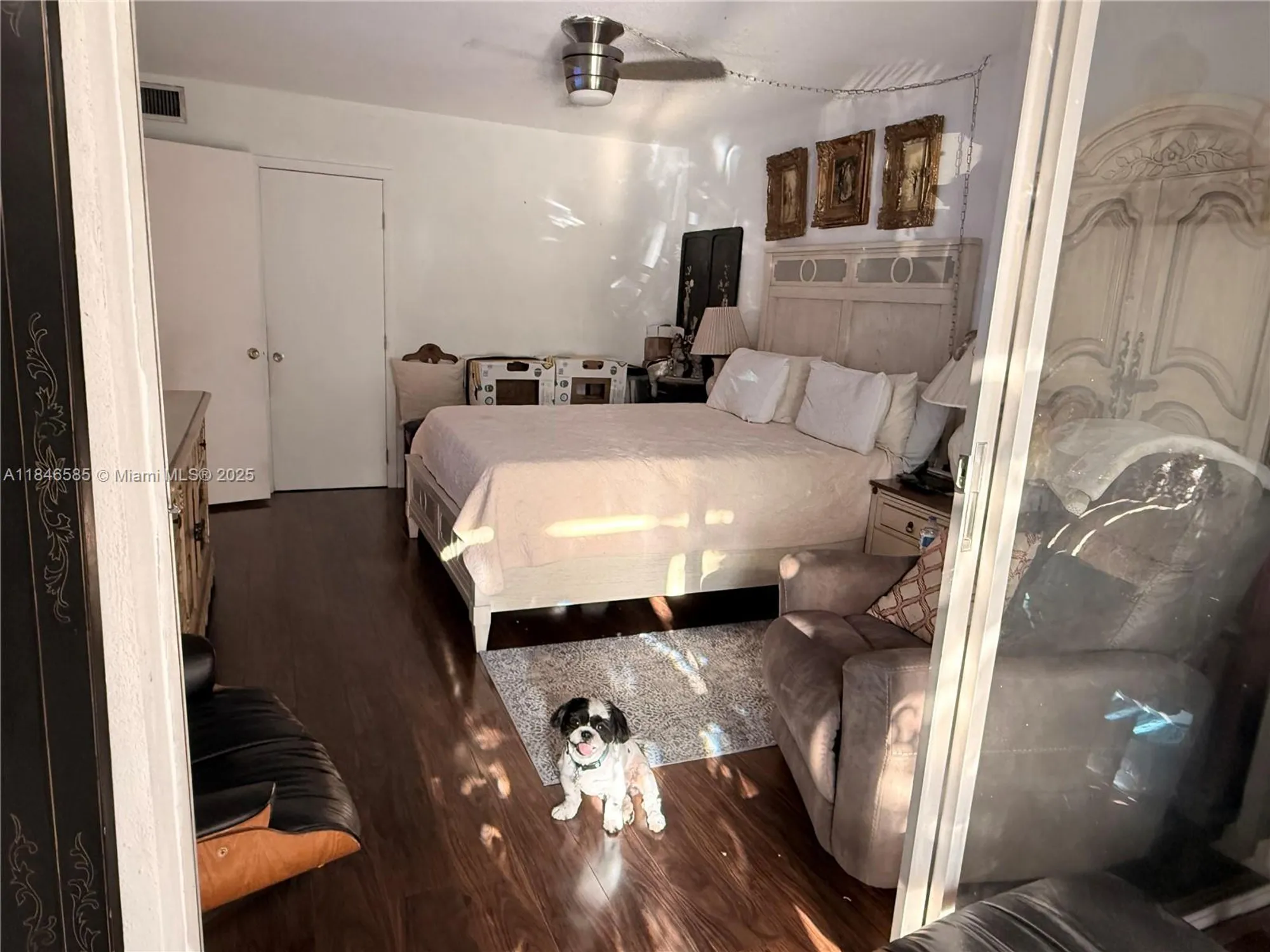 Property Slideshow image 7 of 12 | 215 se 3rd ave 102c, Hallandale Beach, FL, 33009
