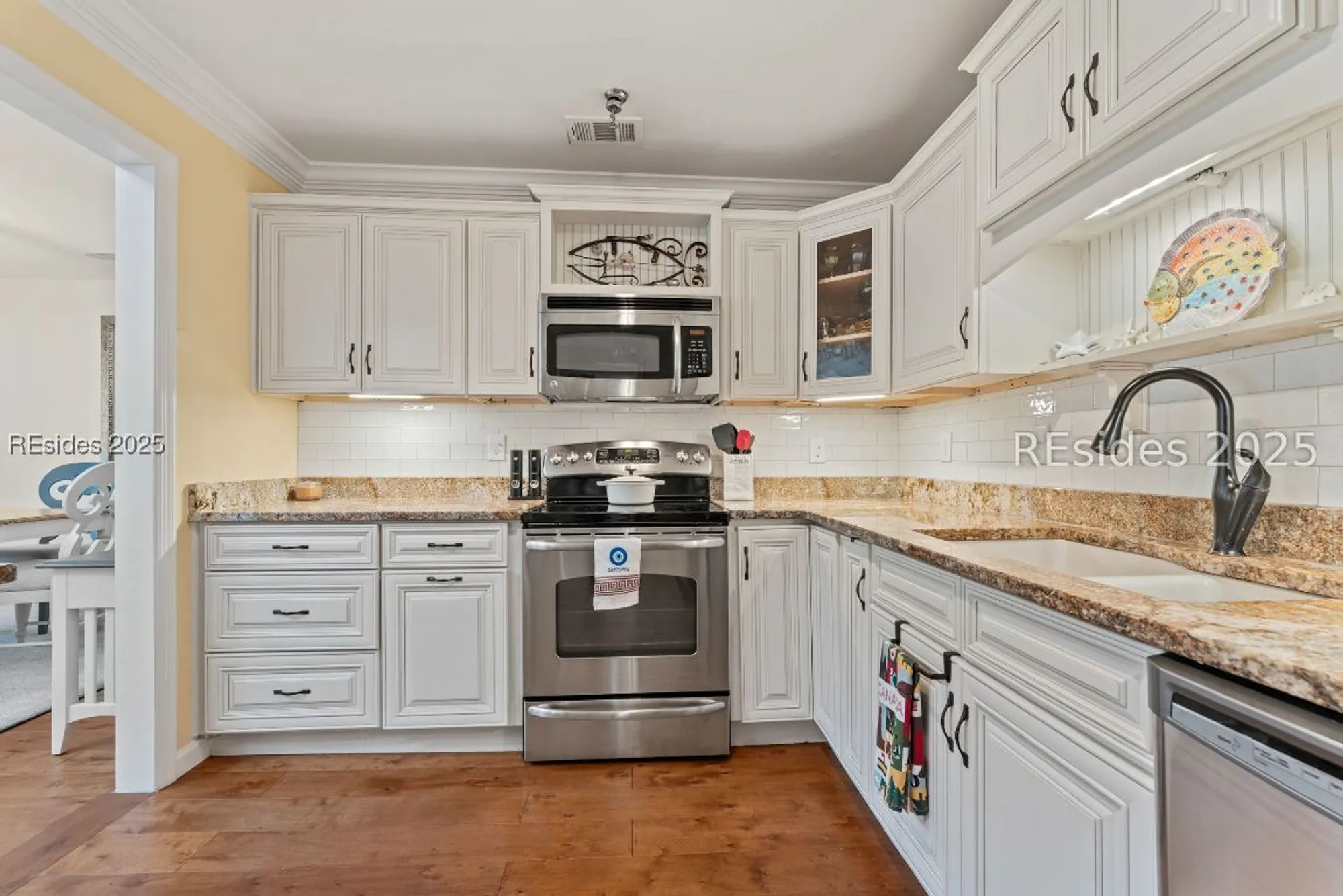 Property Slideshow image 18 of 66 | 73 skull creek dr 316, Hilton Head Island, SC, 29926