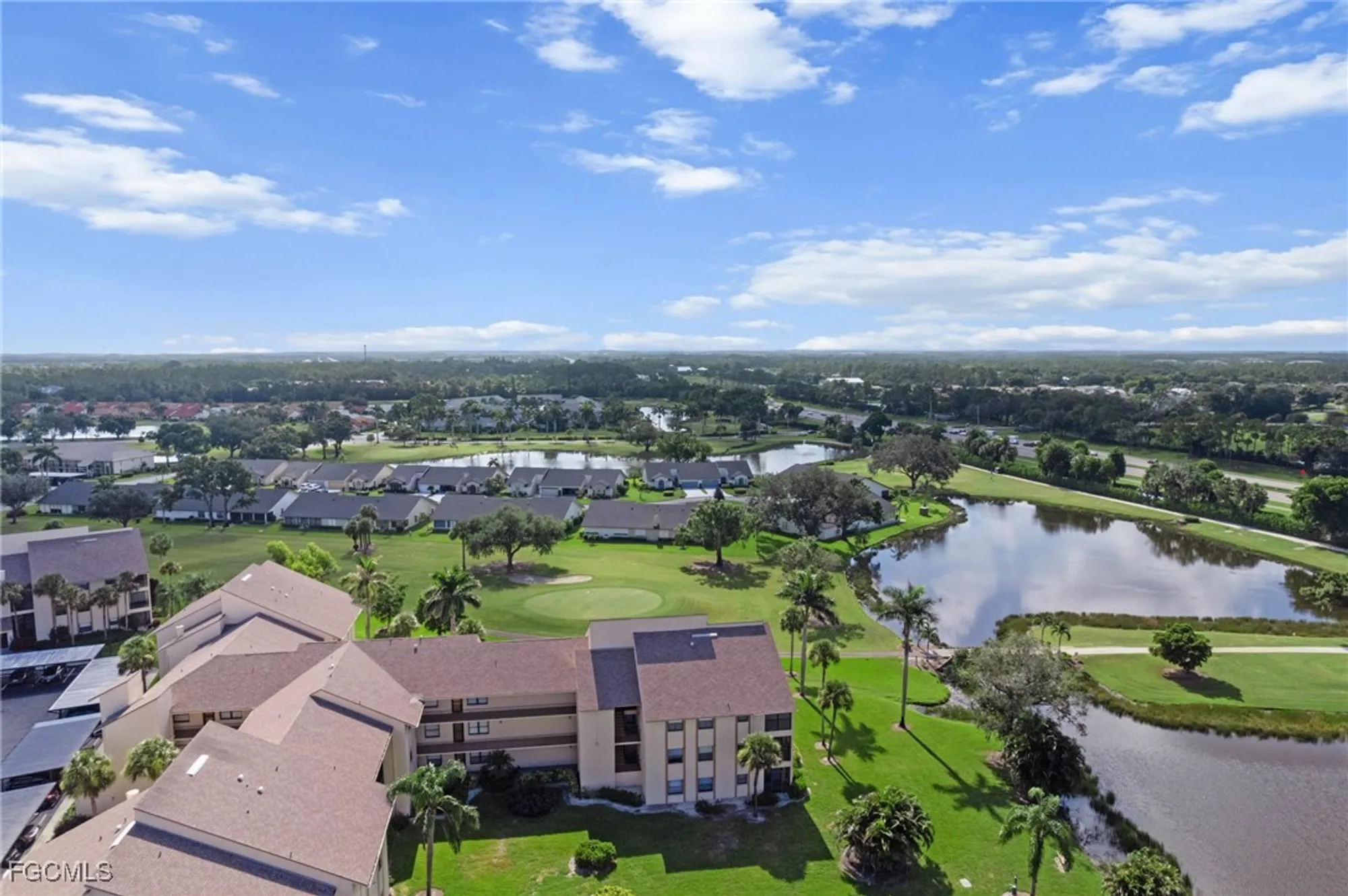 Property Slideshow image 24 of 31 | 13276 white marsh ln 3533, Fort Myers, FL, 33912