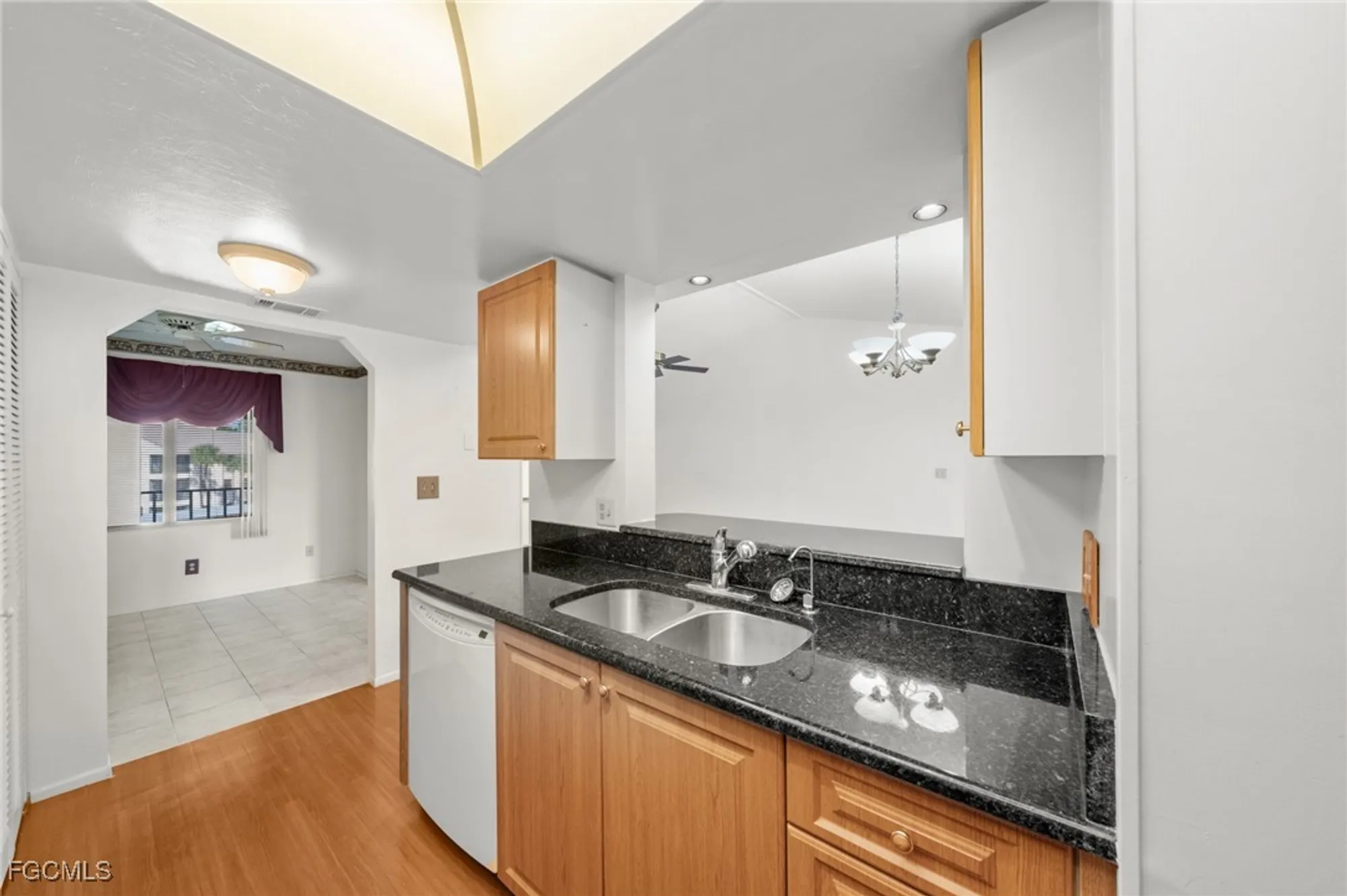 Property Slideshow image 7 of 31 | 13276 white marsh ln 3533, Fort Myers, FL, 33912