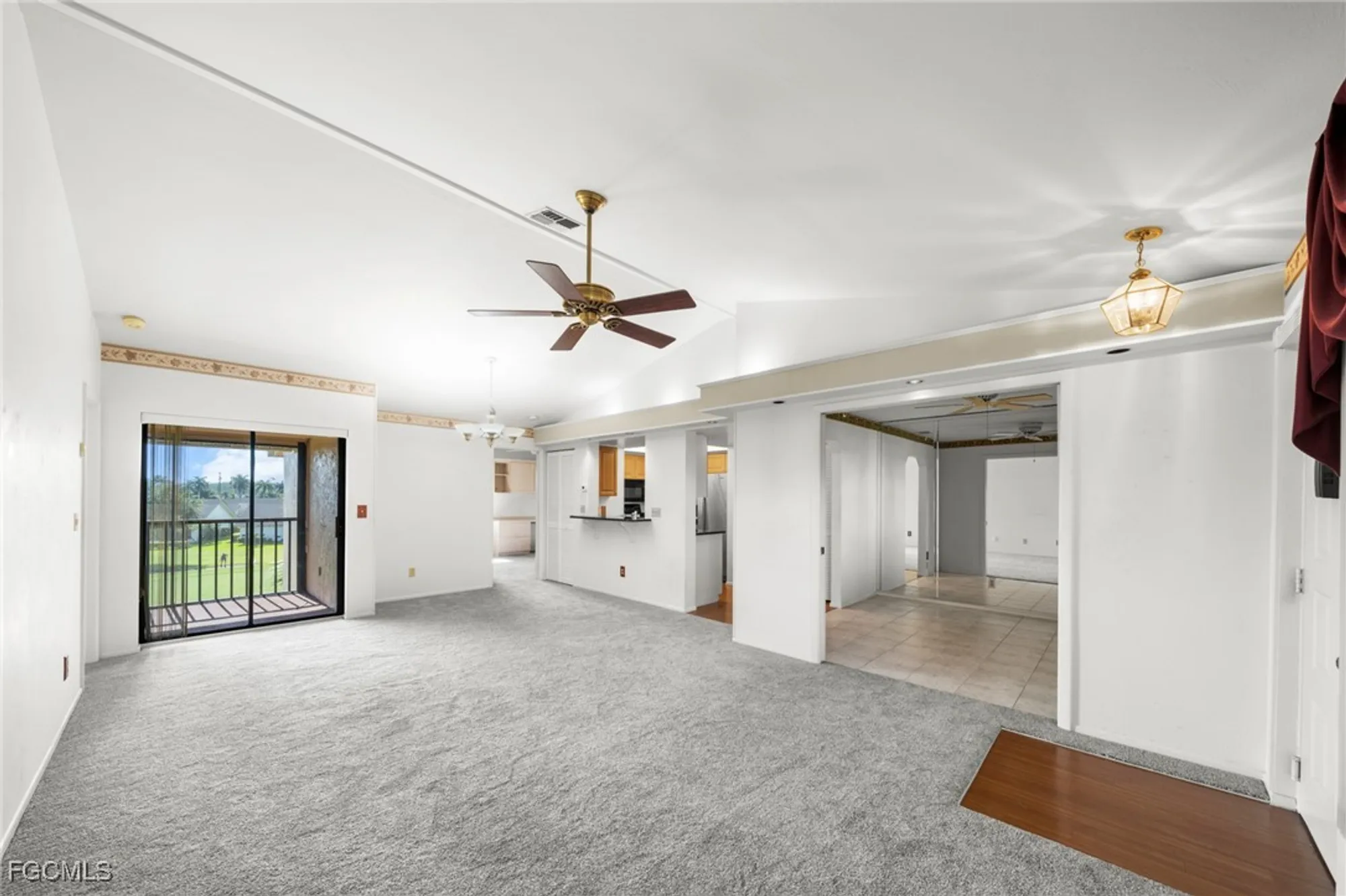 Property Slideshow image 9 of 31 | 13276 white marsh ln 3533, Fort Myers, FL, 33912