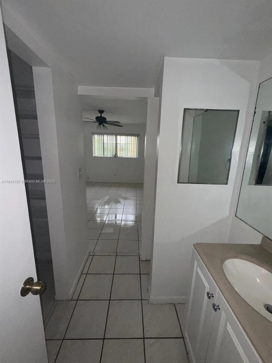 Property Slideshow image 10 of 29 | 5800 nw 64th ave 306, Tamarac, FL, 33319