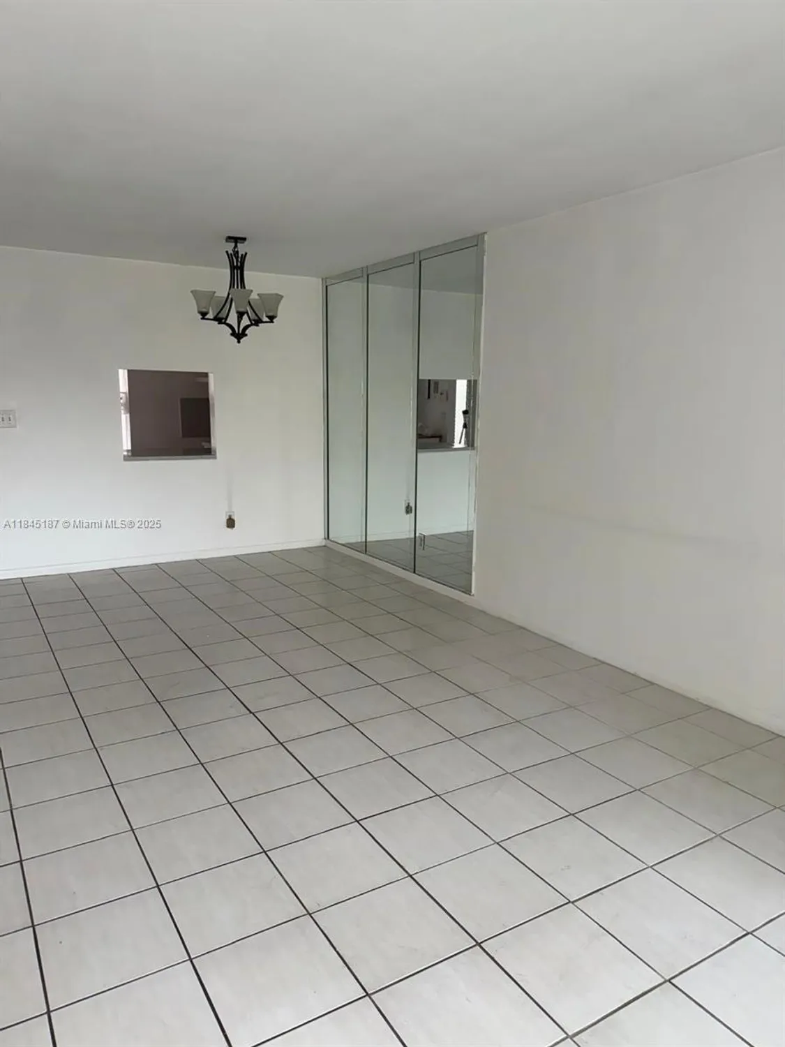 Property Slideshow image 5 of 29 | 5800 nw 64th ave 306, Tamarac, FL, 33319