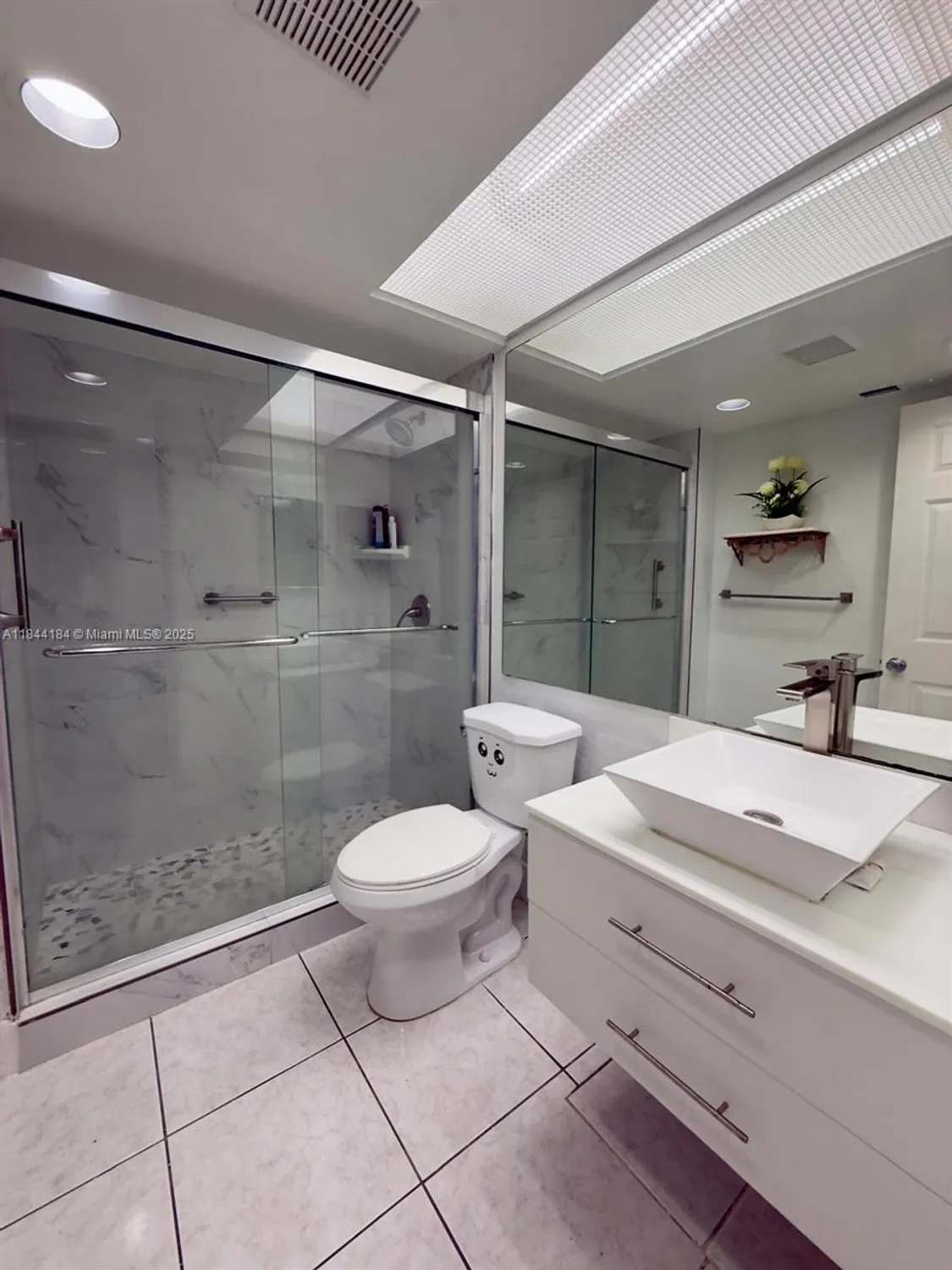 Property Slideshow image 25 of 37 | 1501 sw 134th way 206d, Pembroke Pines, FL, 33027