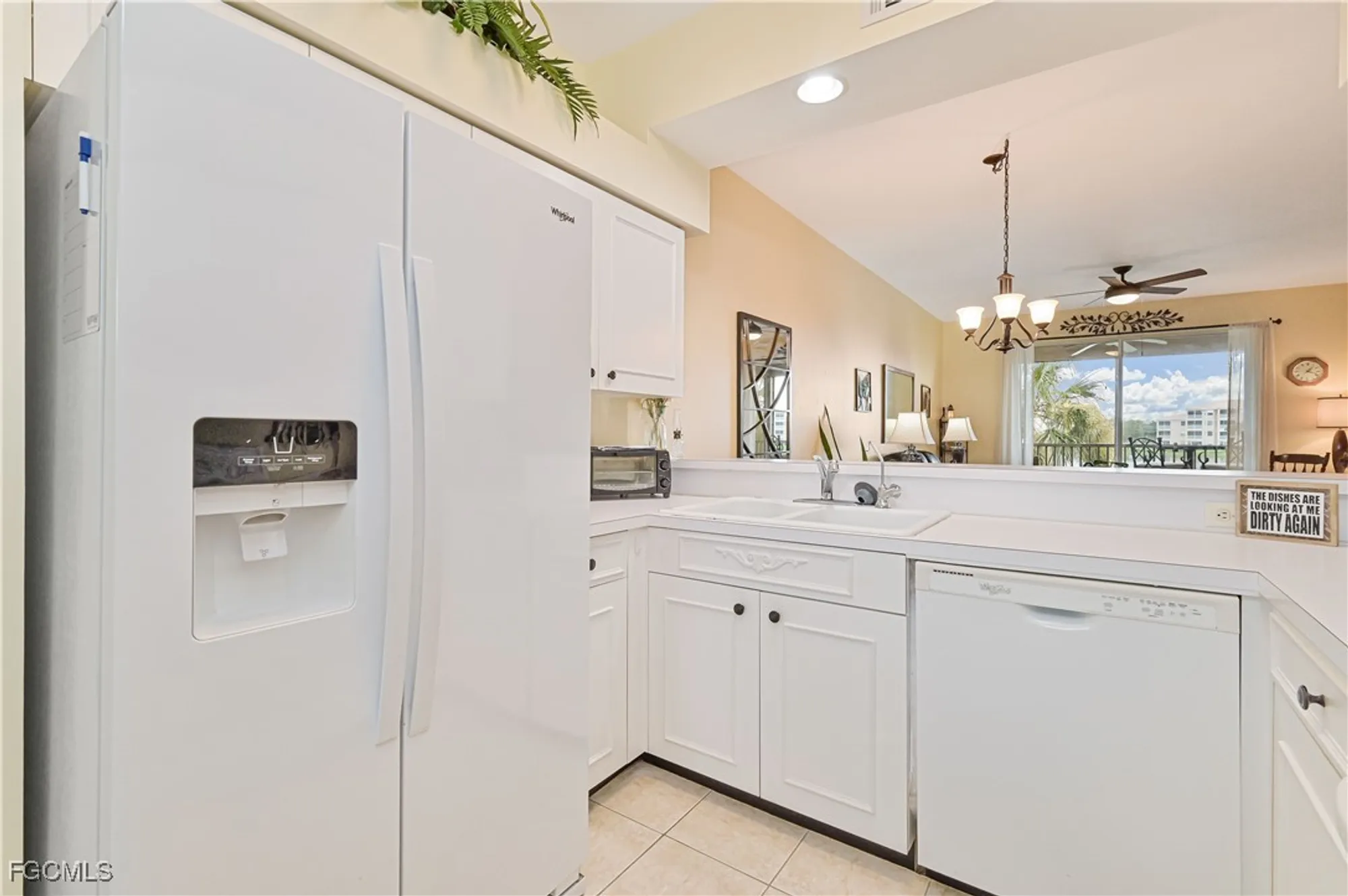 Property Slideshow image 12 of 50 | 14101 brant point cir 3204, Fort Myers, FL, 33919