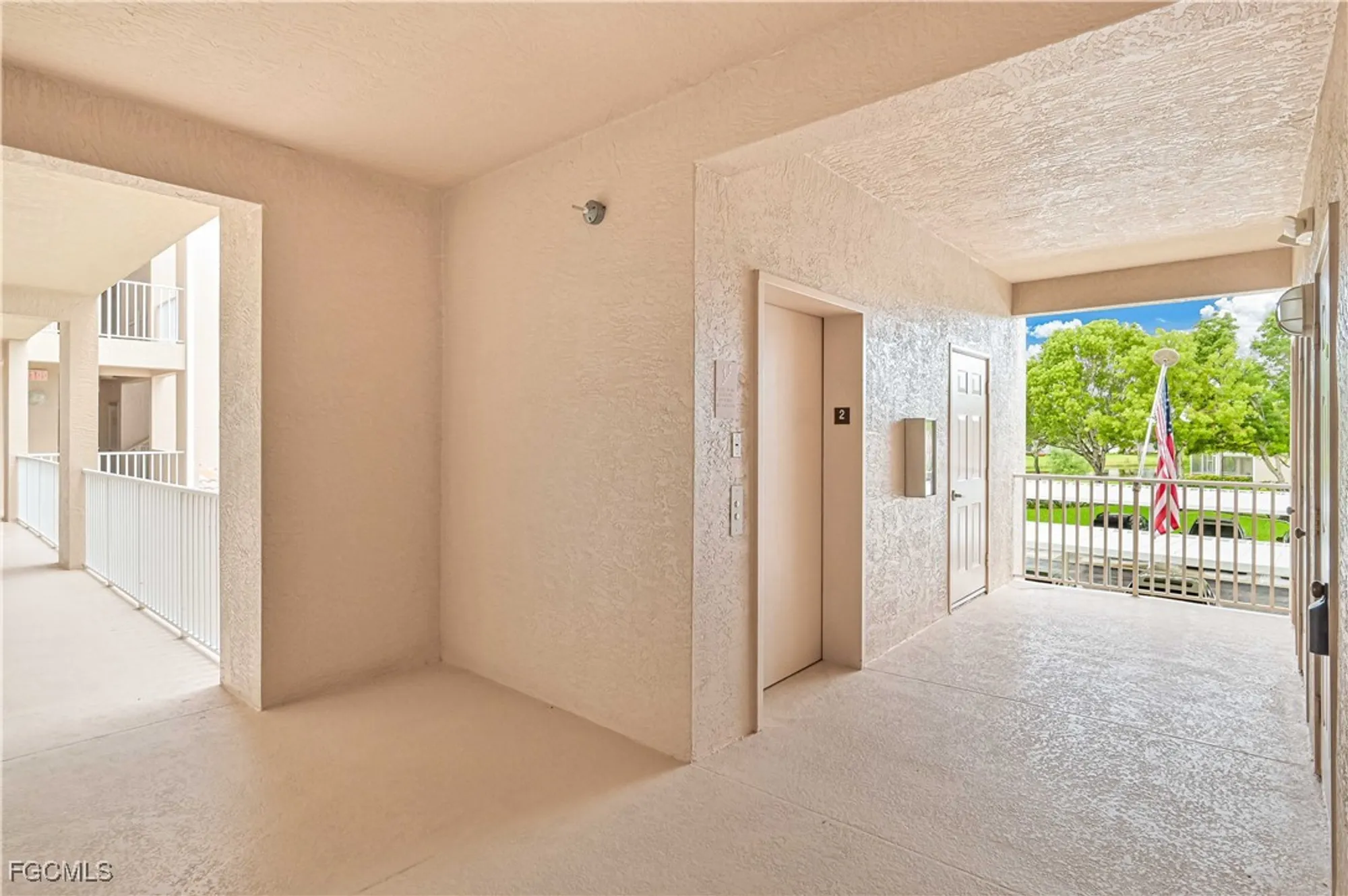 Property Slideshow image 25 of 50 | 14101 brant point cir 3204, Fort Myers, FL, 33919