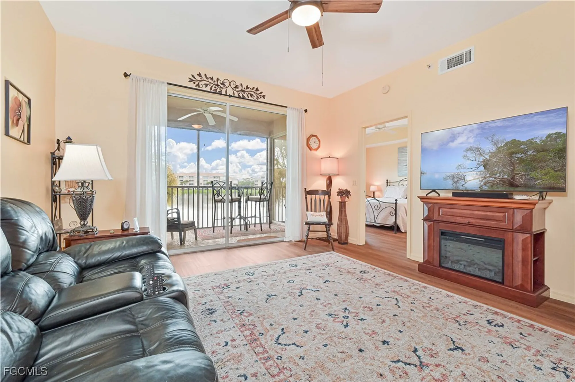 Property Slideshow image 9 of 50 | 14101 brant point cir 3204, Fort Myers, FL, 33919