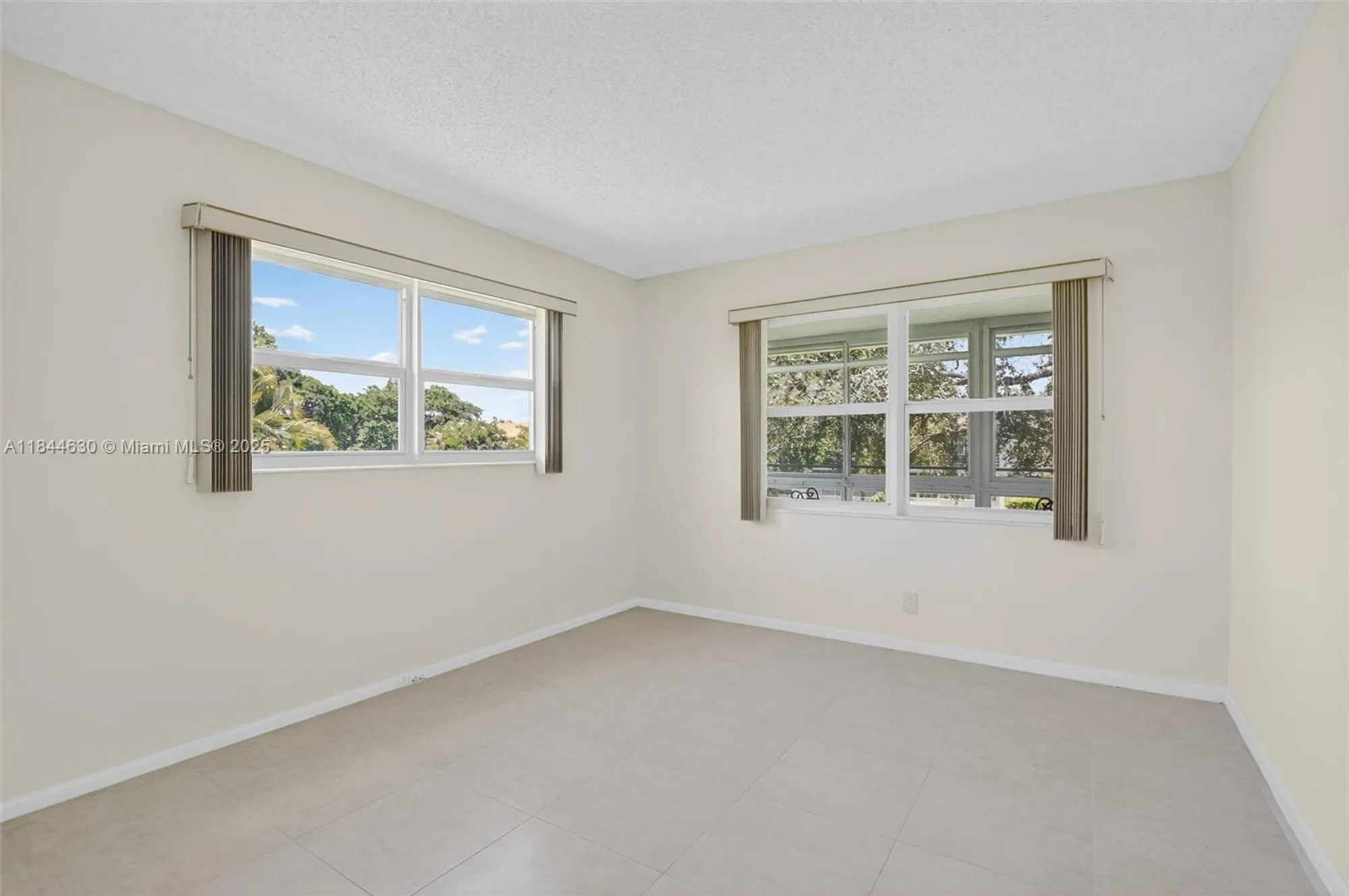 Property Slideshow image 15 of 24 | 413 tilford s # 413, Deerfield Beach, FL, 33442