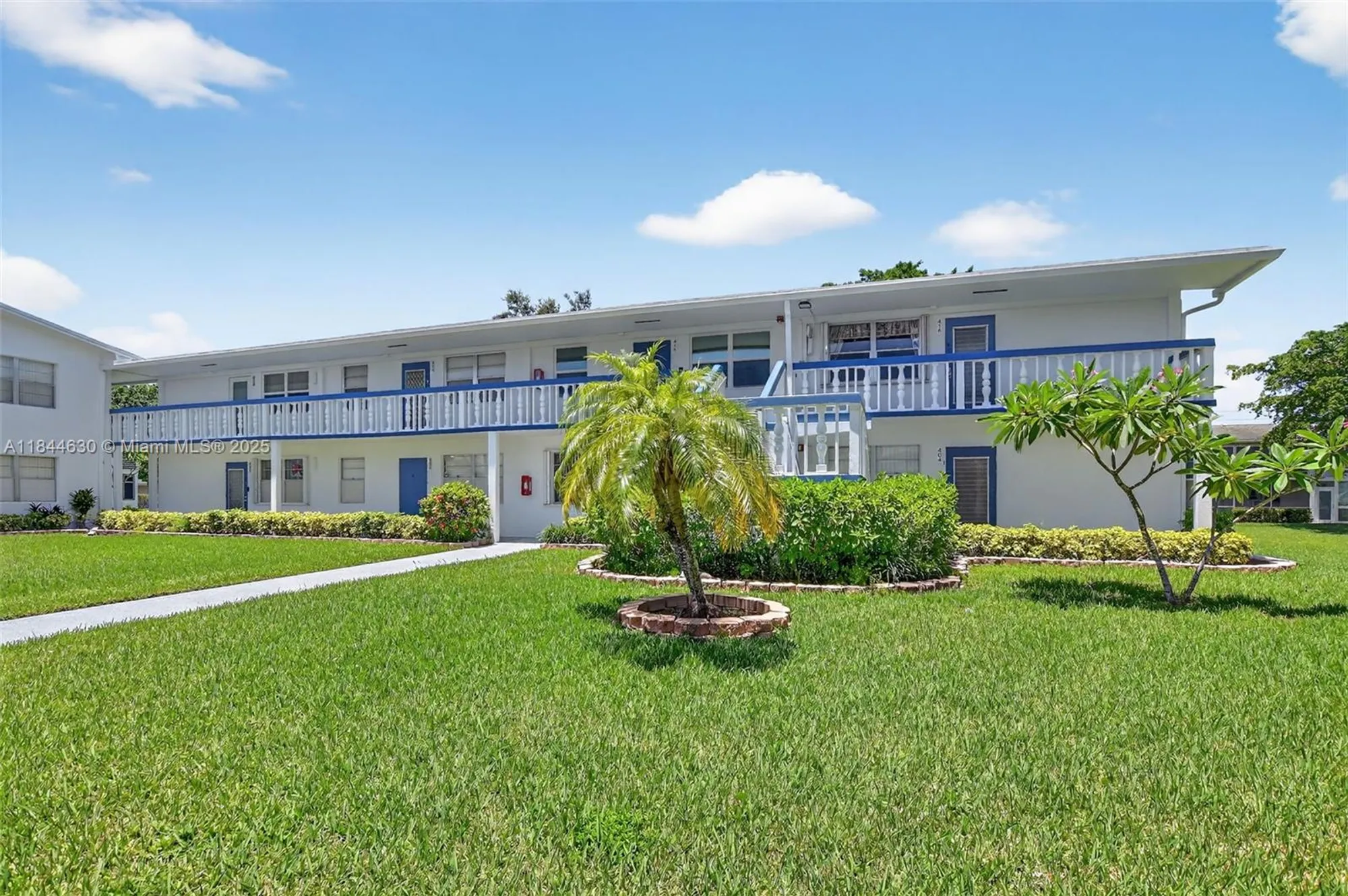 Property Slideshow image 1 of 24 | 413 tilford s # 413, Deerfield Beach, FL, 33442