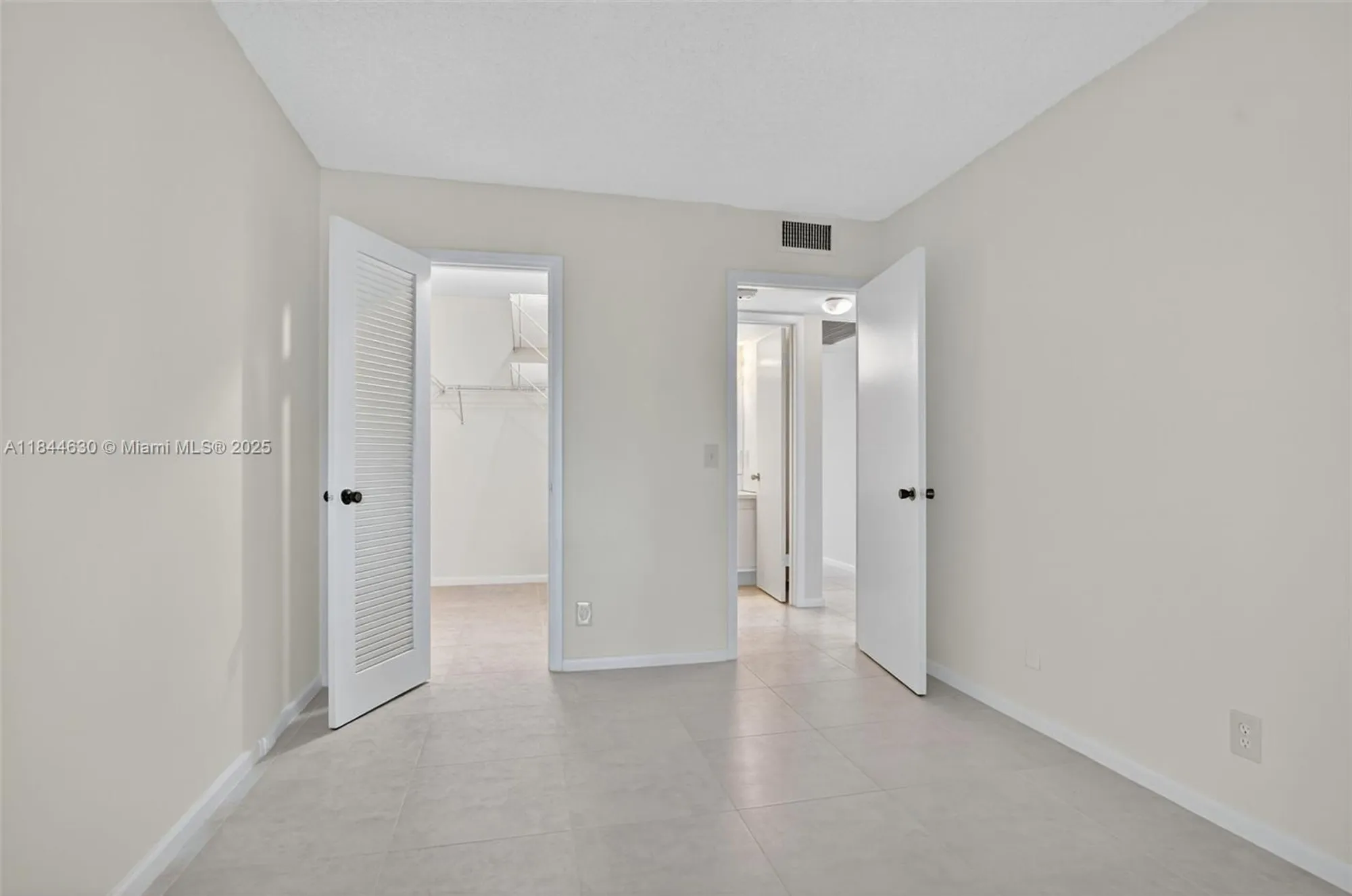 Property Slideshow image 21 of 24 | 413 tilford s # 413, Deerfield Beach, FL, 33442