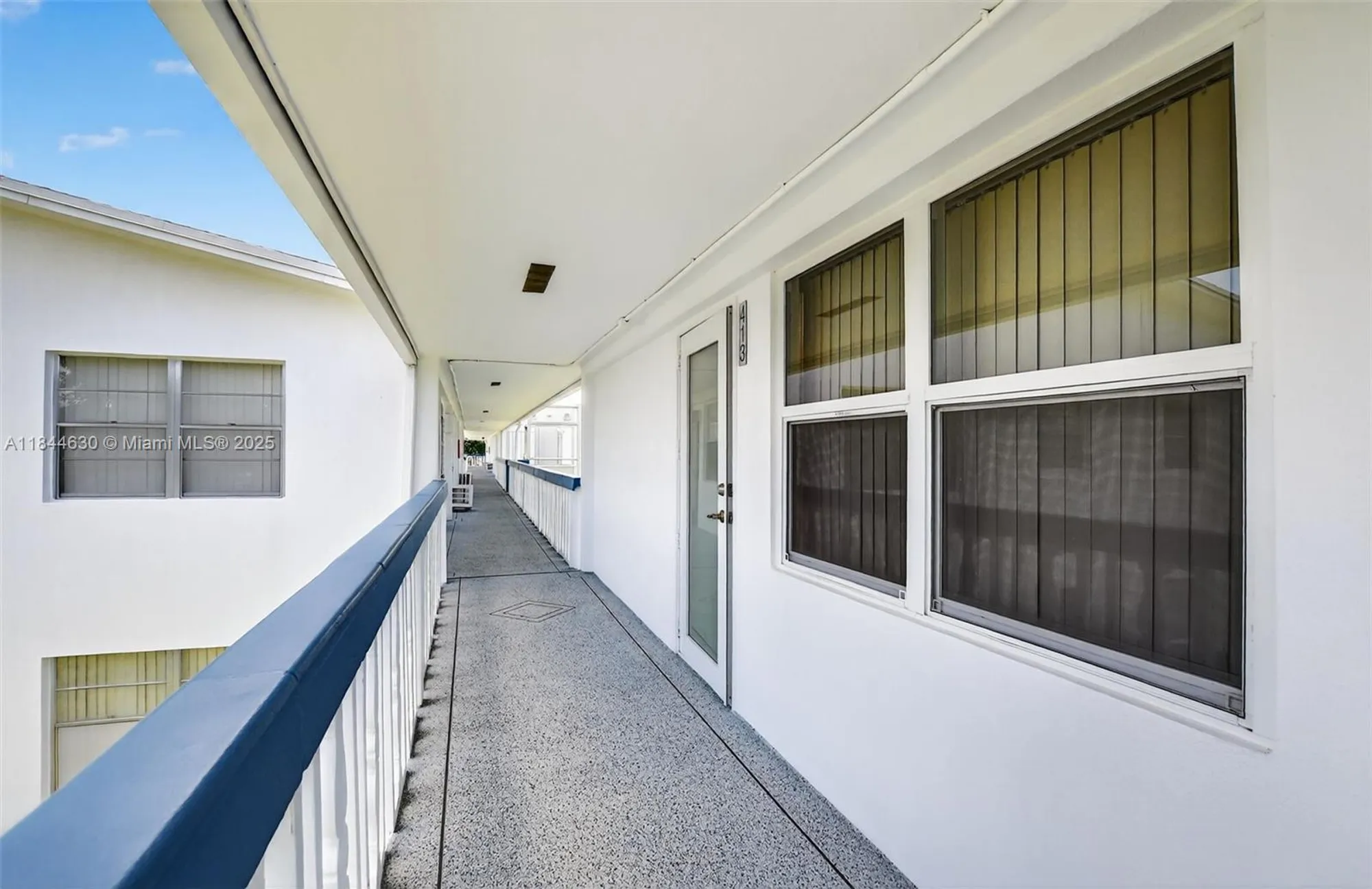 Property Slideshow image 4 of 24 | 413 tilford s # 413, Deerfield Beach, FL, 33442