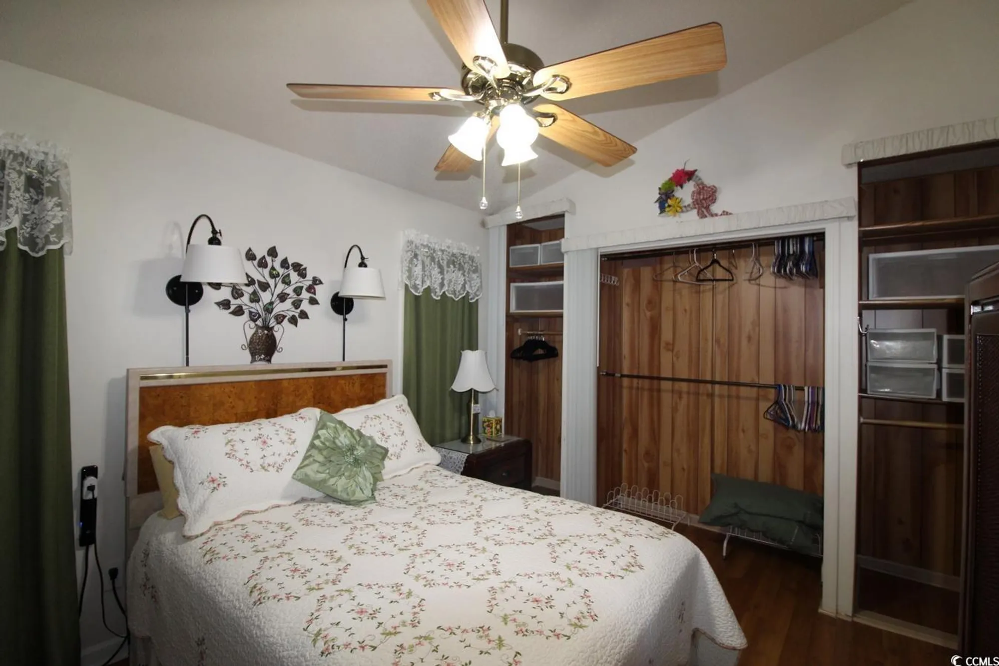 Property Slideshow image 8 of 25 | 863 tall oaks ct # b-63, Myrtle Beach, SC, 29588