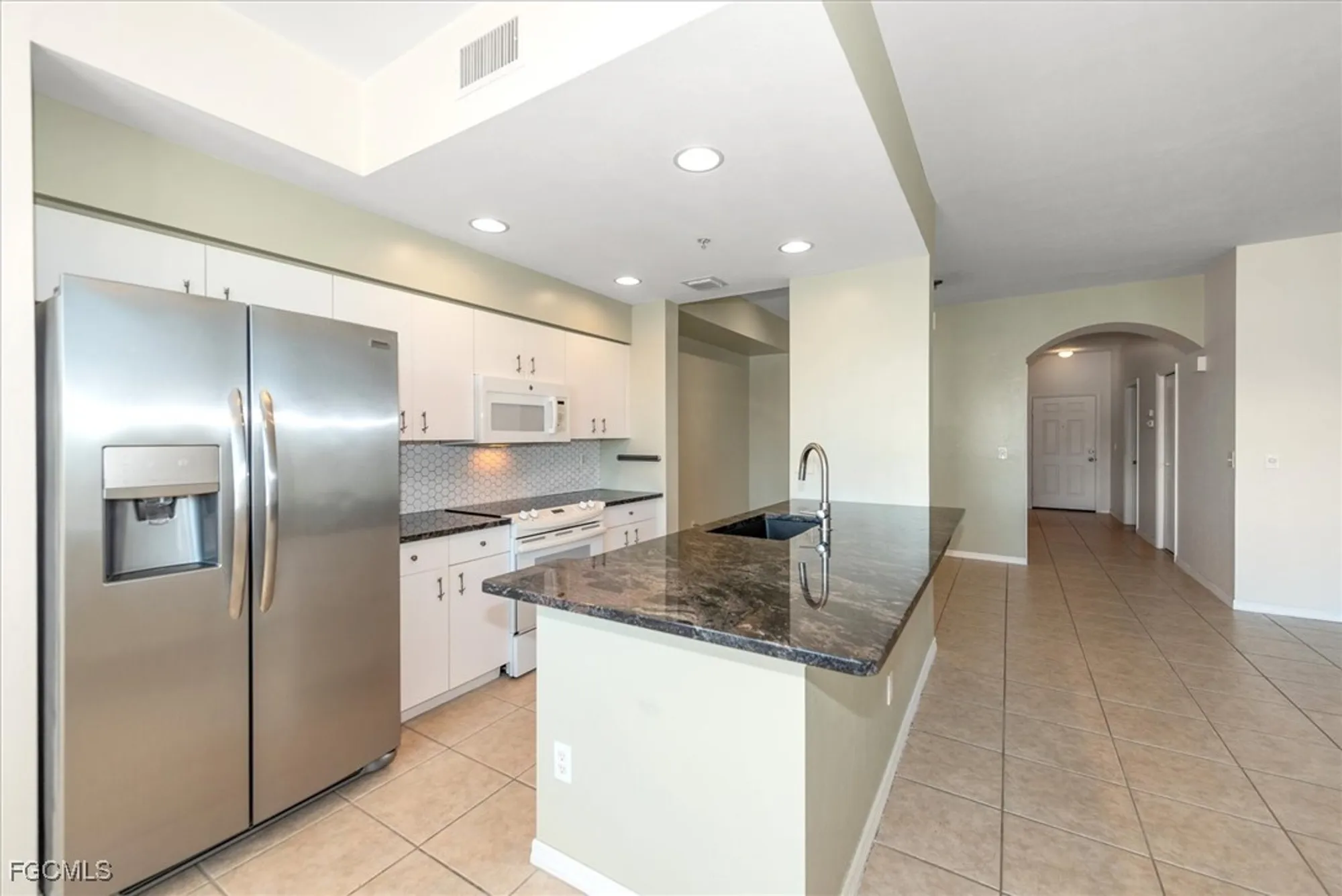 Property Slideshow image 16 of 35 | 14111 brant point cir 2103, Fort Myers, FL, 33919