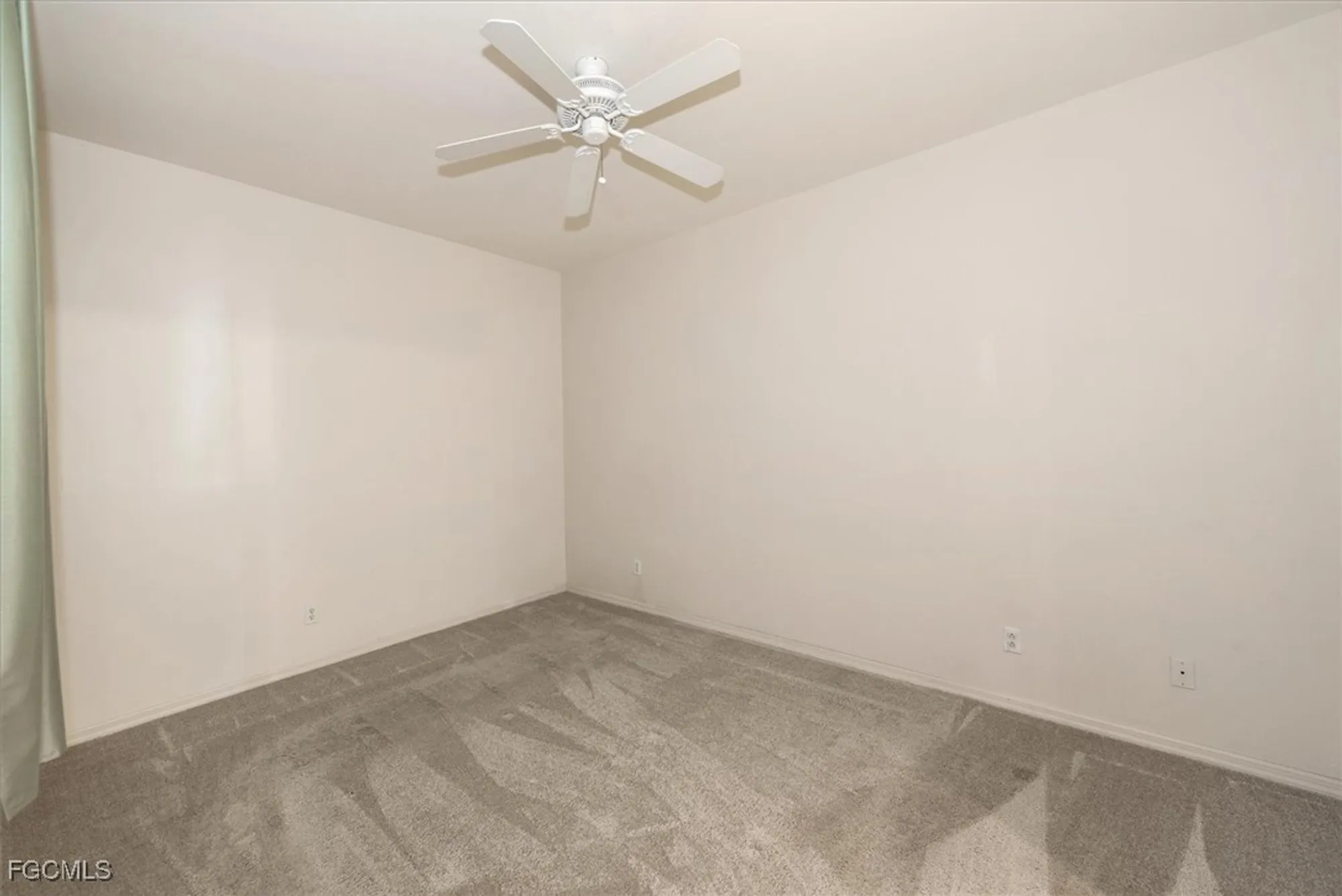 Property Slideshow image 18 of 35 | 14111 brant point cir 2103, Fort Myers, FL, 33919