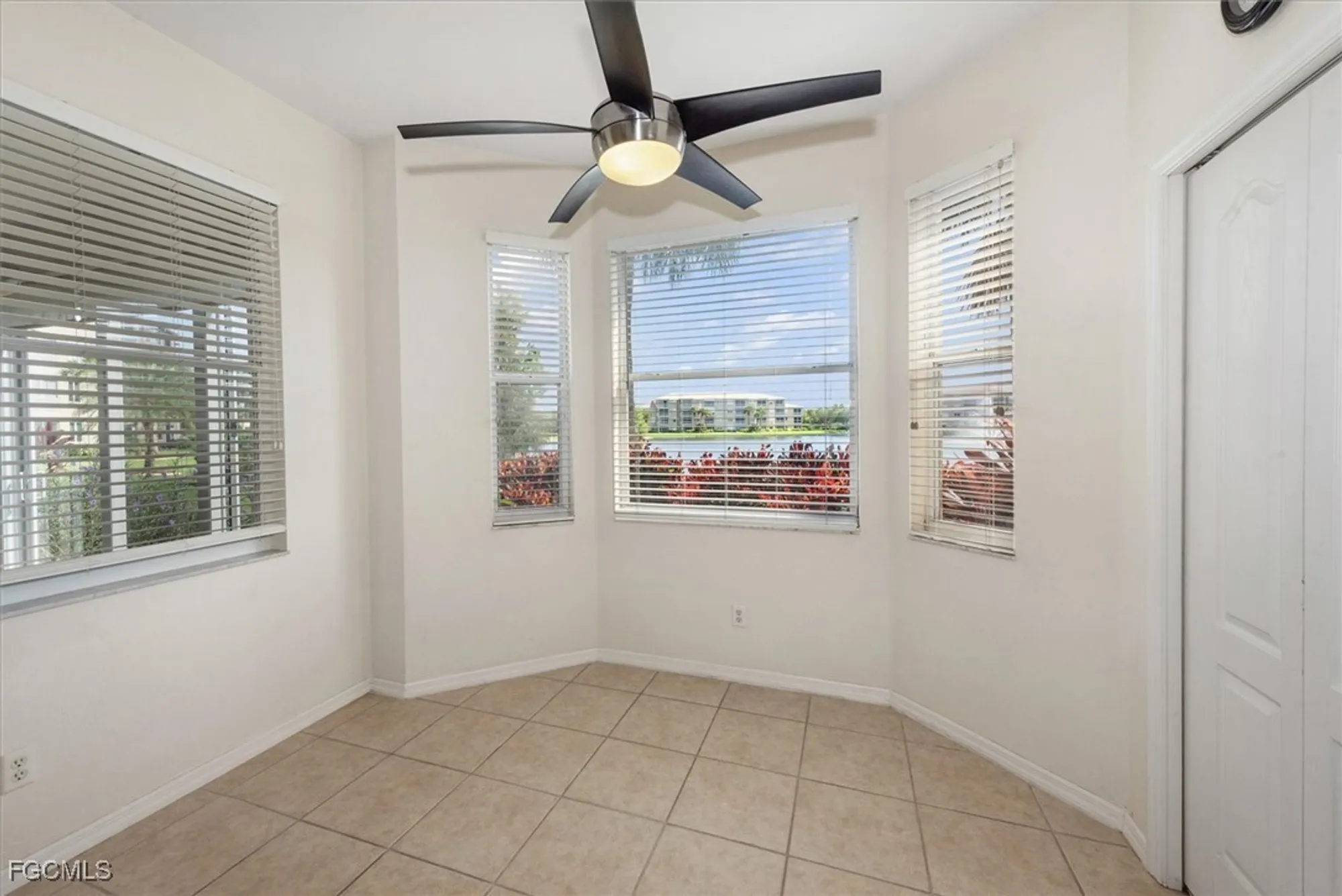 Property Slideshow image 10 of 35 | 14111 brant point cir 2103, Fort Myers, FL, 33919