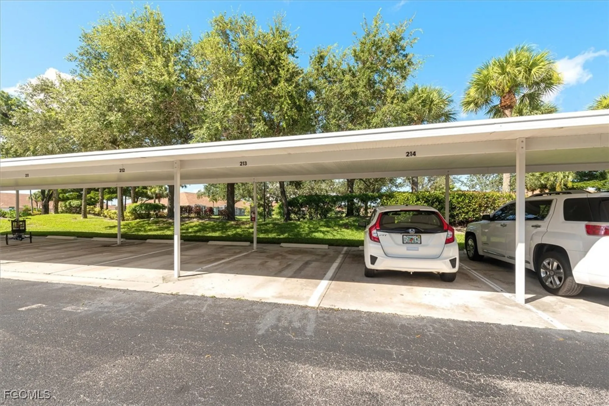 Property Slideshow image 27 of 35 | 14111 brant point cir 2103, Fort Myers, FL, 33919