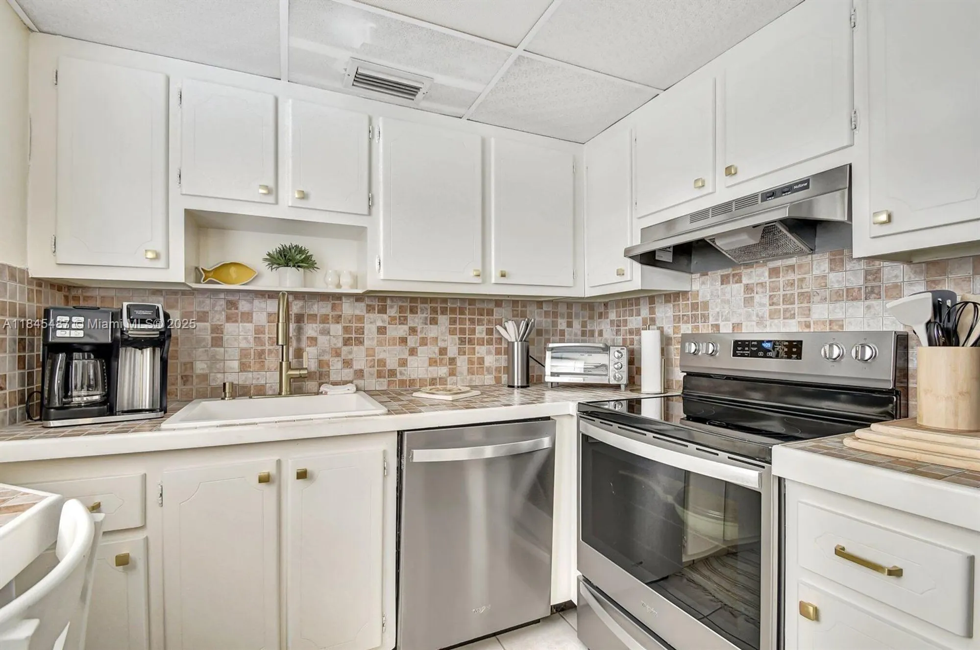 Property Slideshow image 12 of 27 | 524 monaco k # 524k, Delray Beach, FL, 33446
