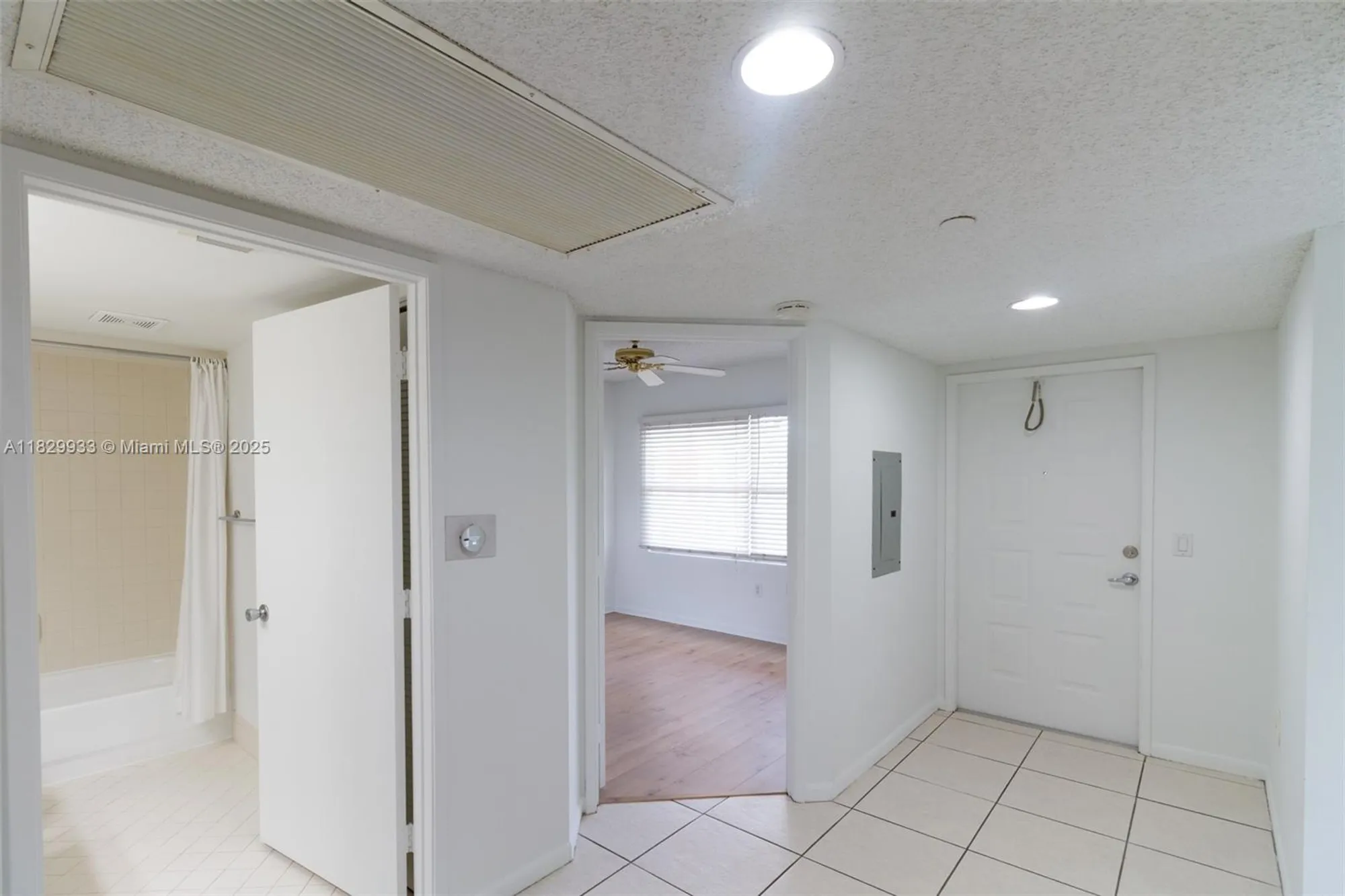 Property Slideshow image 28 of 35 | 571 sw 142nd ave 209o, Pembroke Pines, FL, 33027