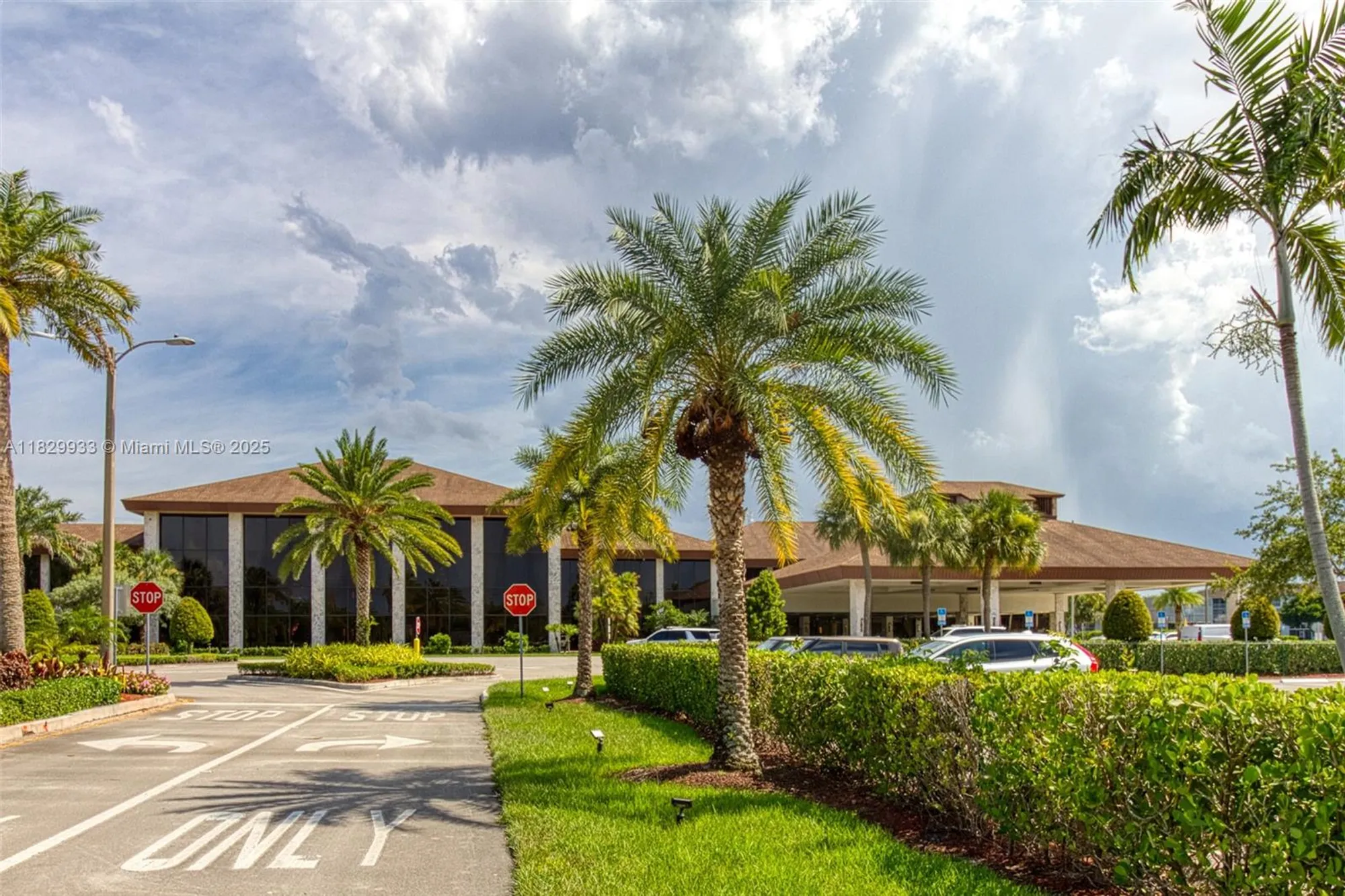 Property Slideshow image 34 of 35 | 571 sw 142nd ave 209o, Pembroke Pines, FL, 33027