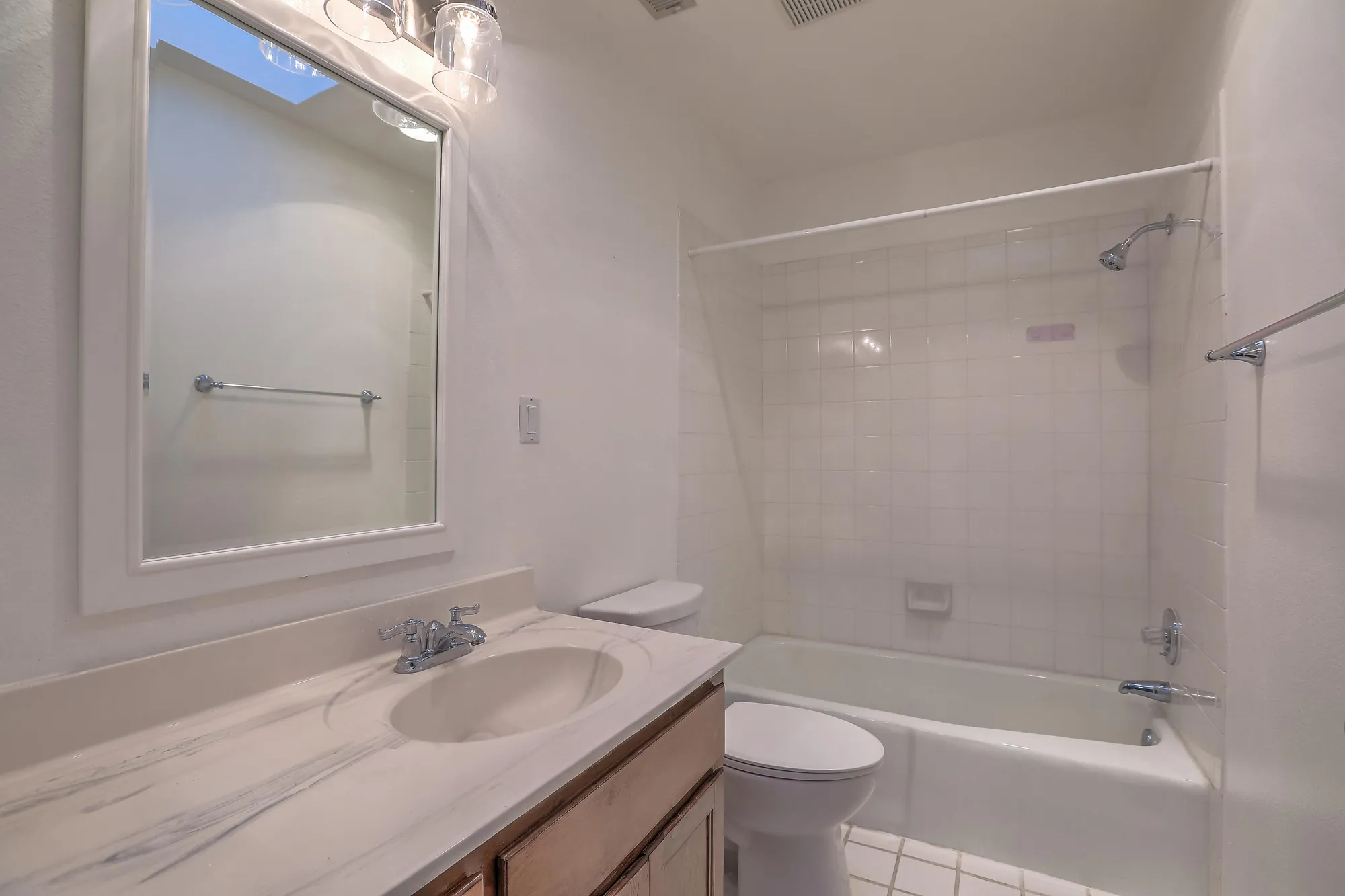 Property Slideshow image 17 of 27 | 3343 esplanade cir, Rio Rancho, NM, 87124