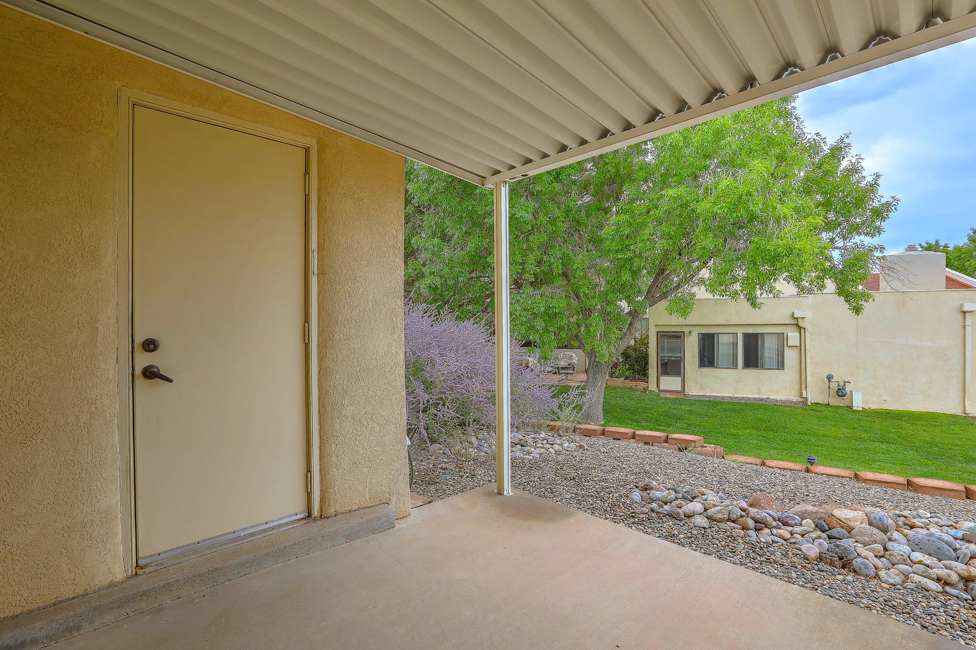 Property Slideshow image 22 of 27 | 3343 esplanade cir, Rio Rancho, NM, 87124