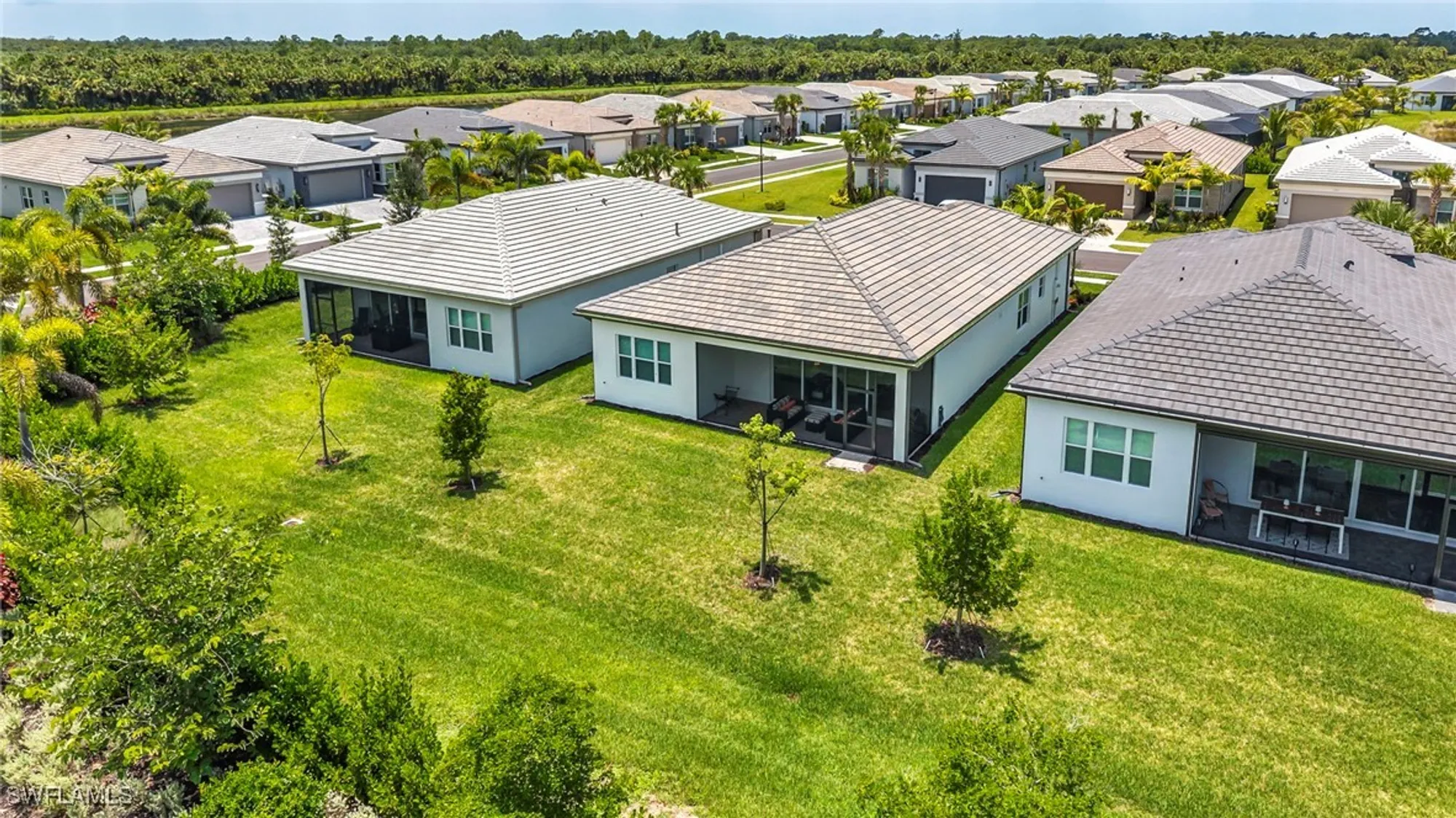 Property Slideshow image 18 of 22 | 12445 dahlia ct, Naples, FL, 34120