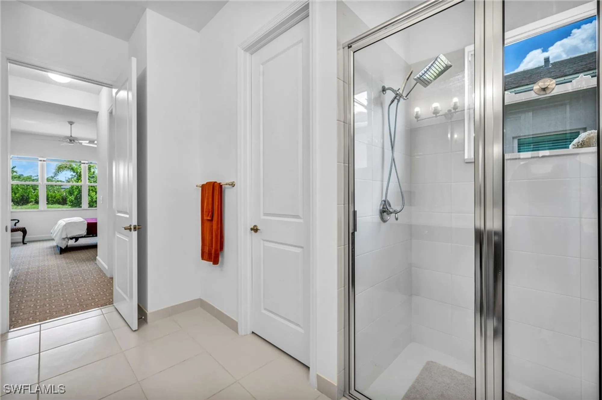 Property Slideshow image 11 of 22 | 12445 dahlia ct, Naples, FL, 34120