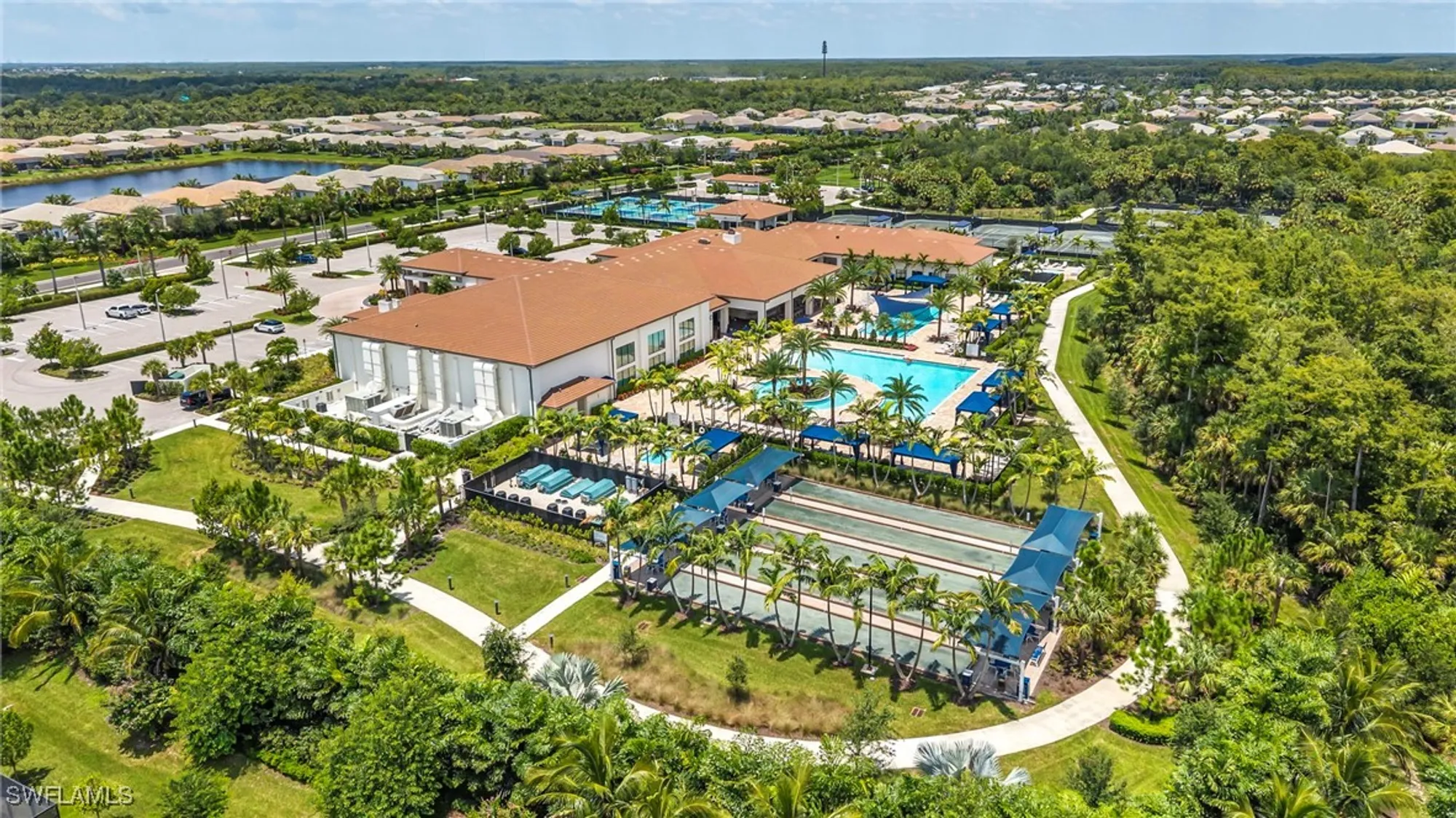 Property Slideshow image 20 of 22 | 12445 dahlia ct, Naples, FL, 34120